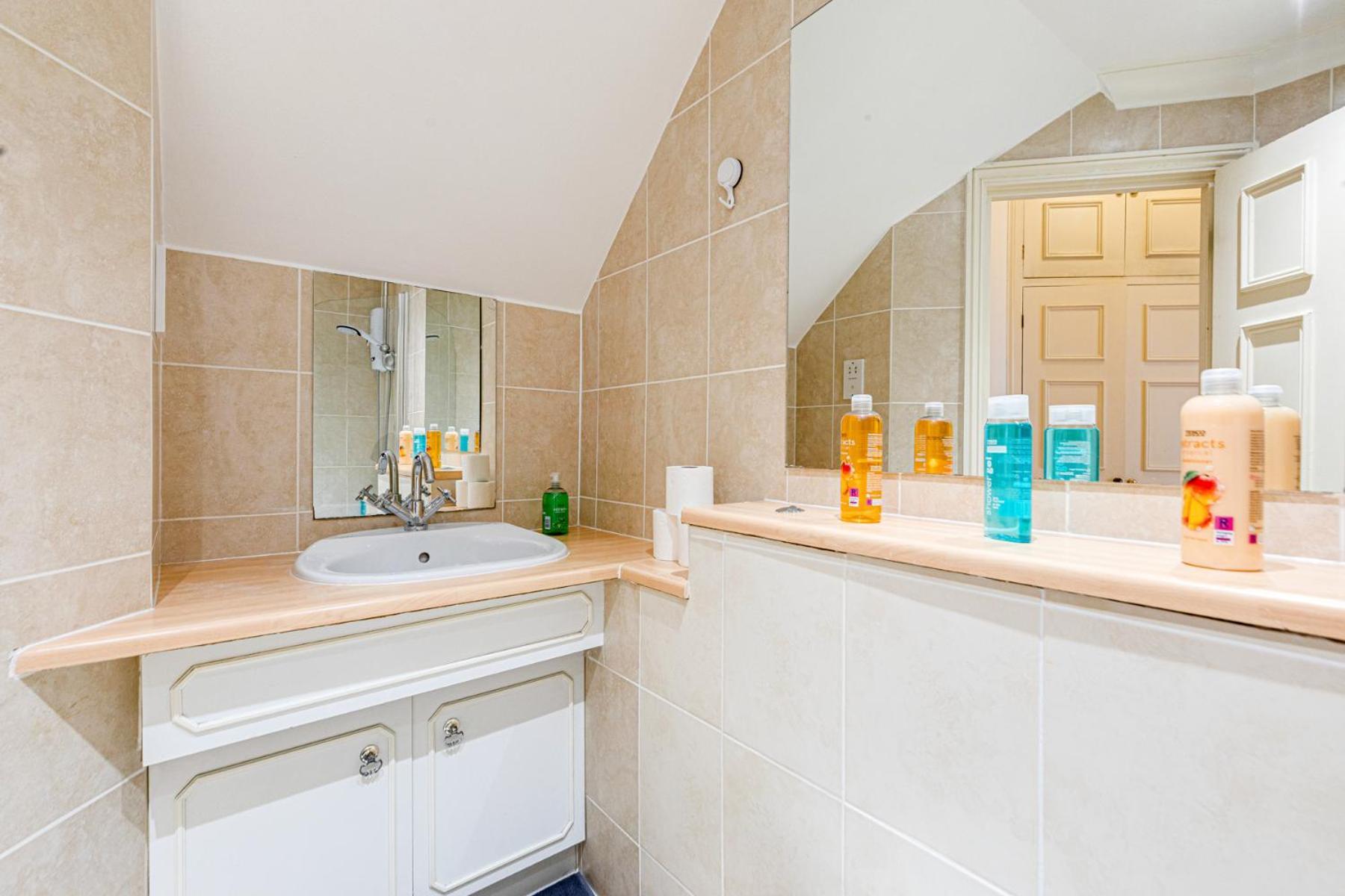 Luxstay2 Earls Court - Sleeps Up To 8 Apartment London