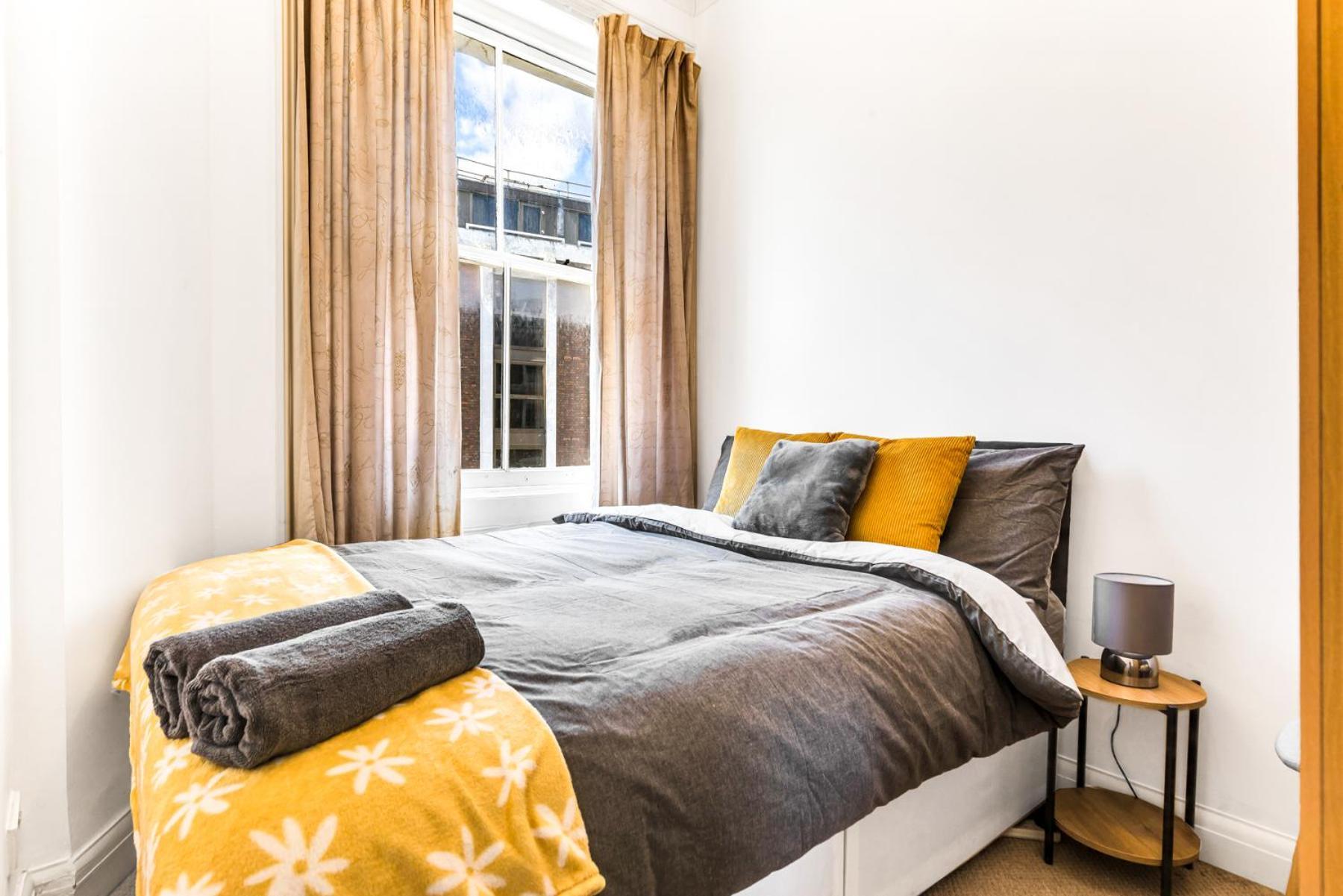 Apartment Luxstay2 Earls Court - Sleeps Up To 8 London