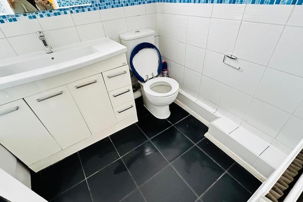 3 Bed House East Appartement Londres