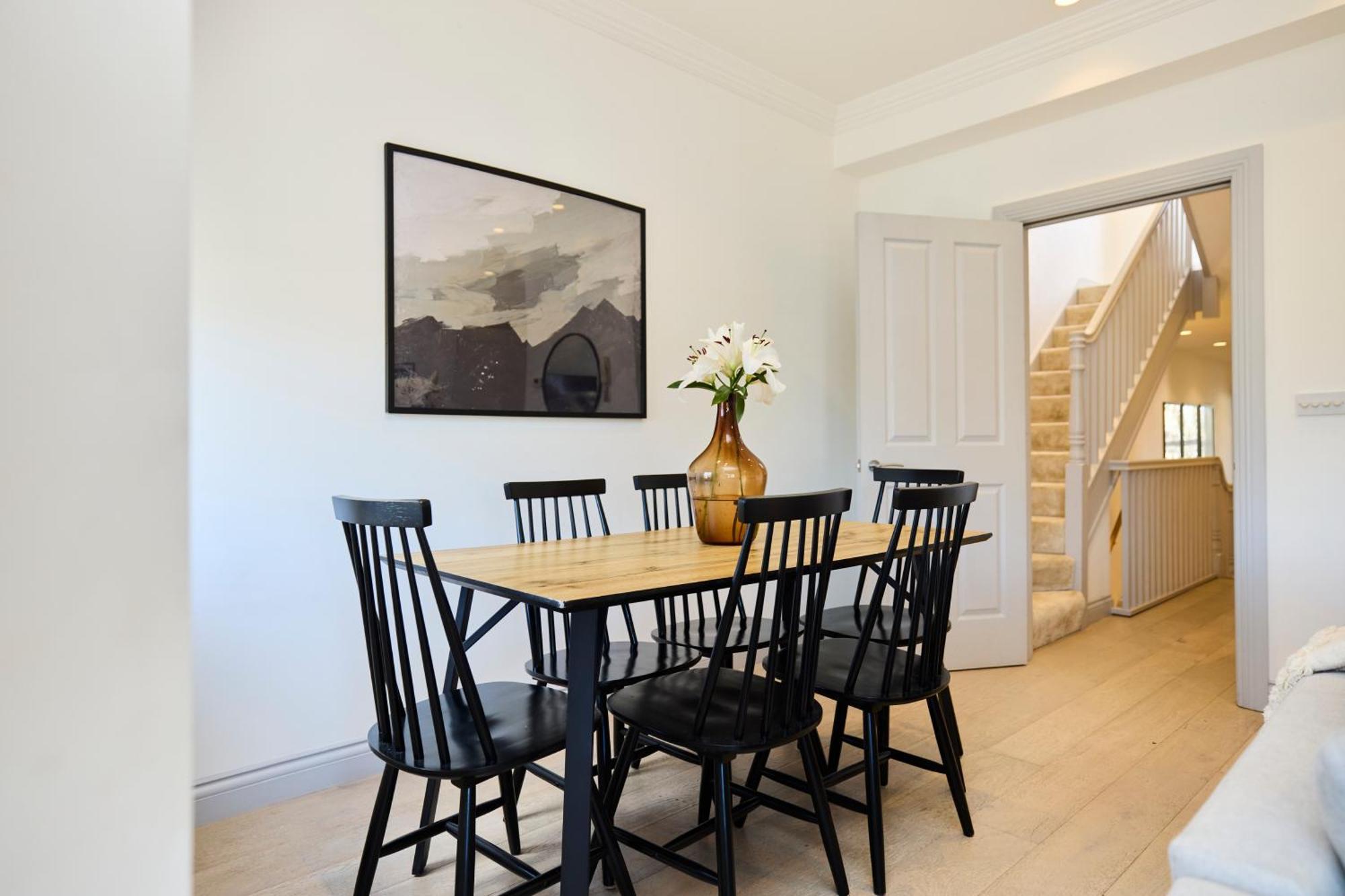 The Leghorn Quarters - Modern 3bdr With Balcony