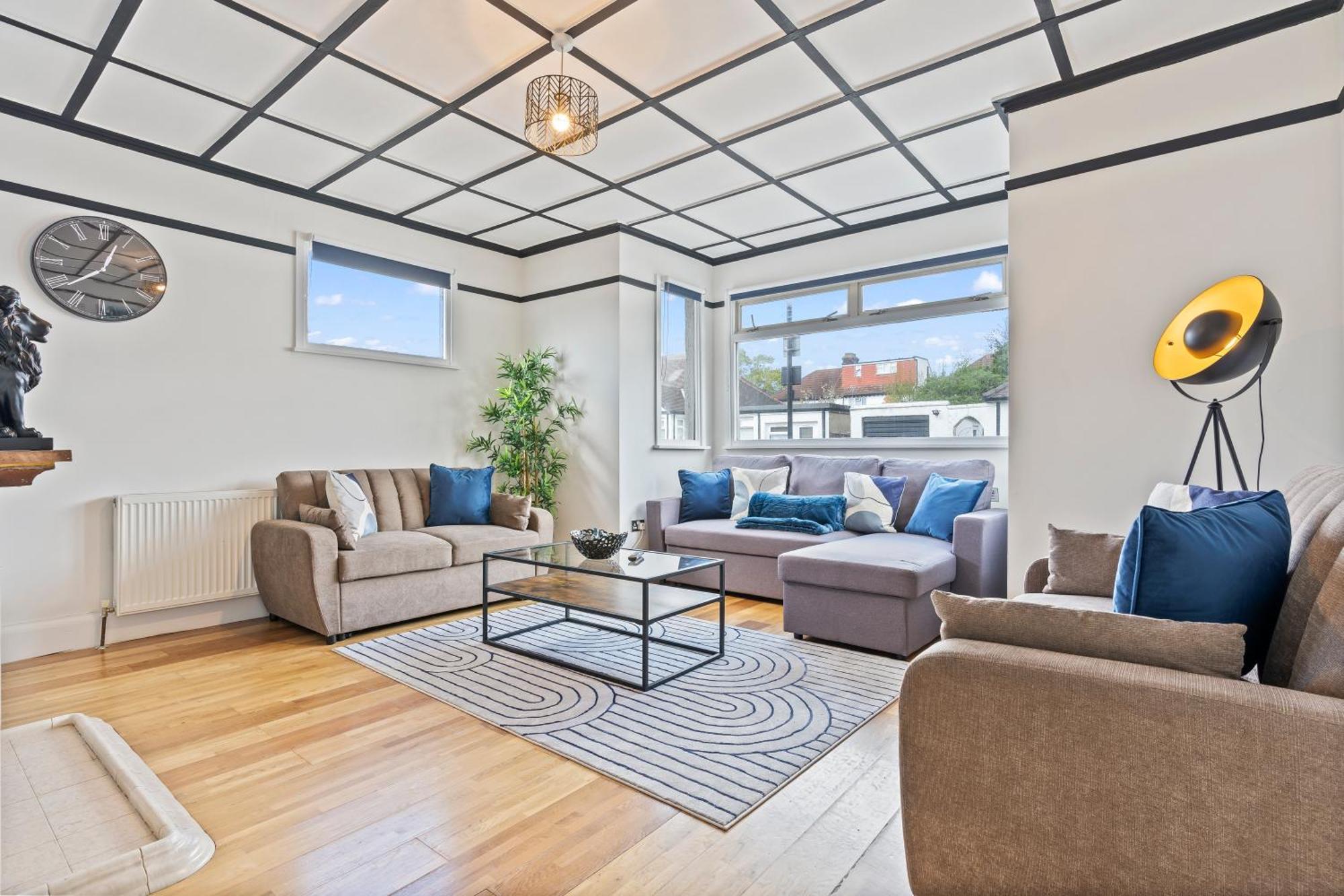 Heart Of Acton - Perfect For Large Groups Leilighet London