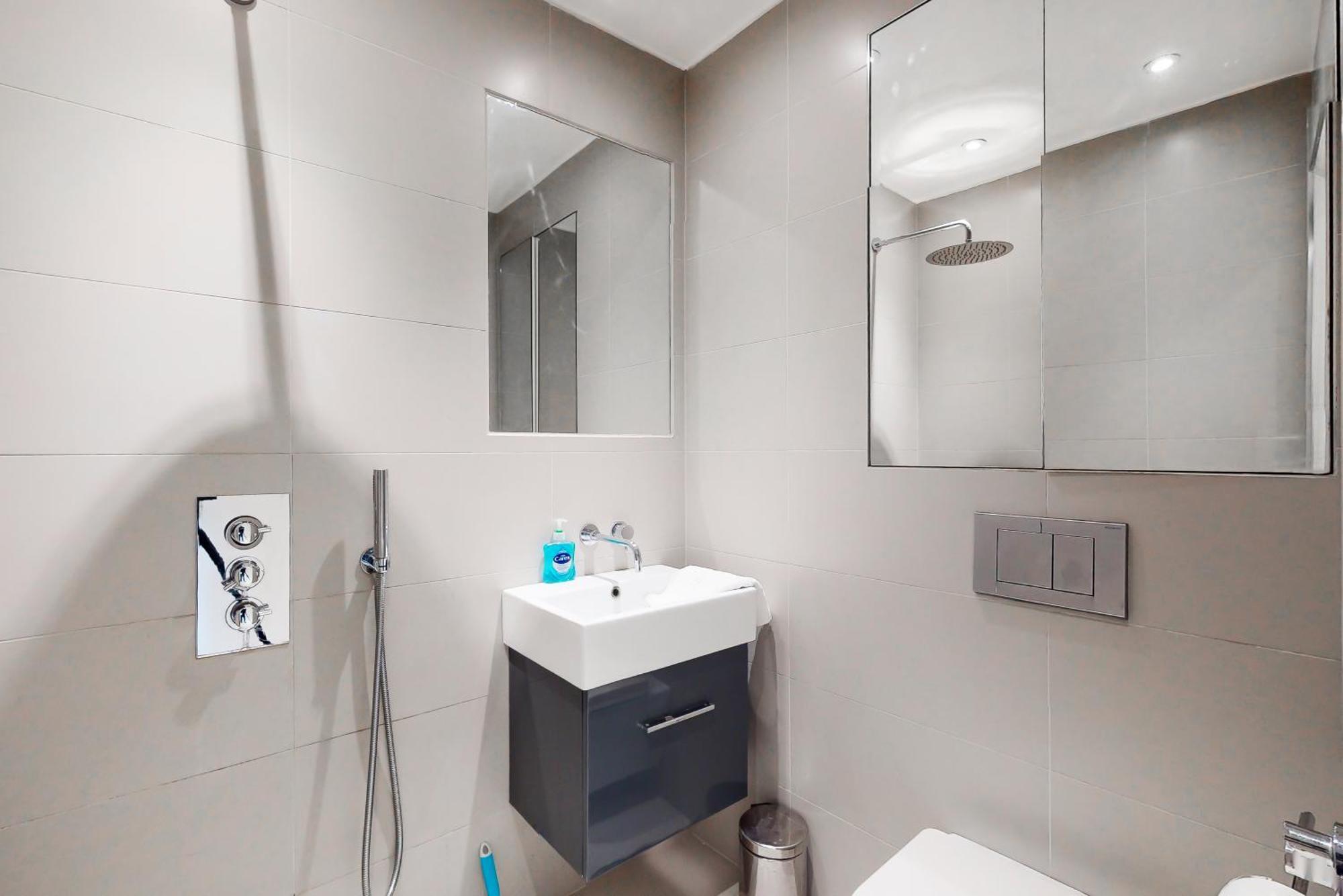Modern 3 Bed In Hampstead * London