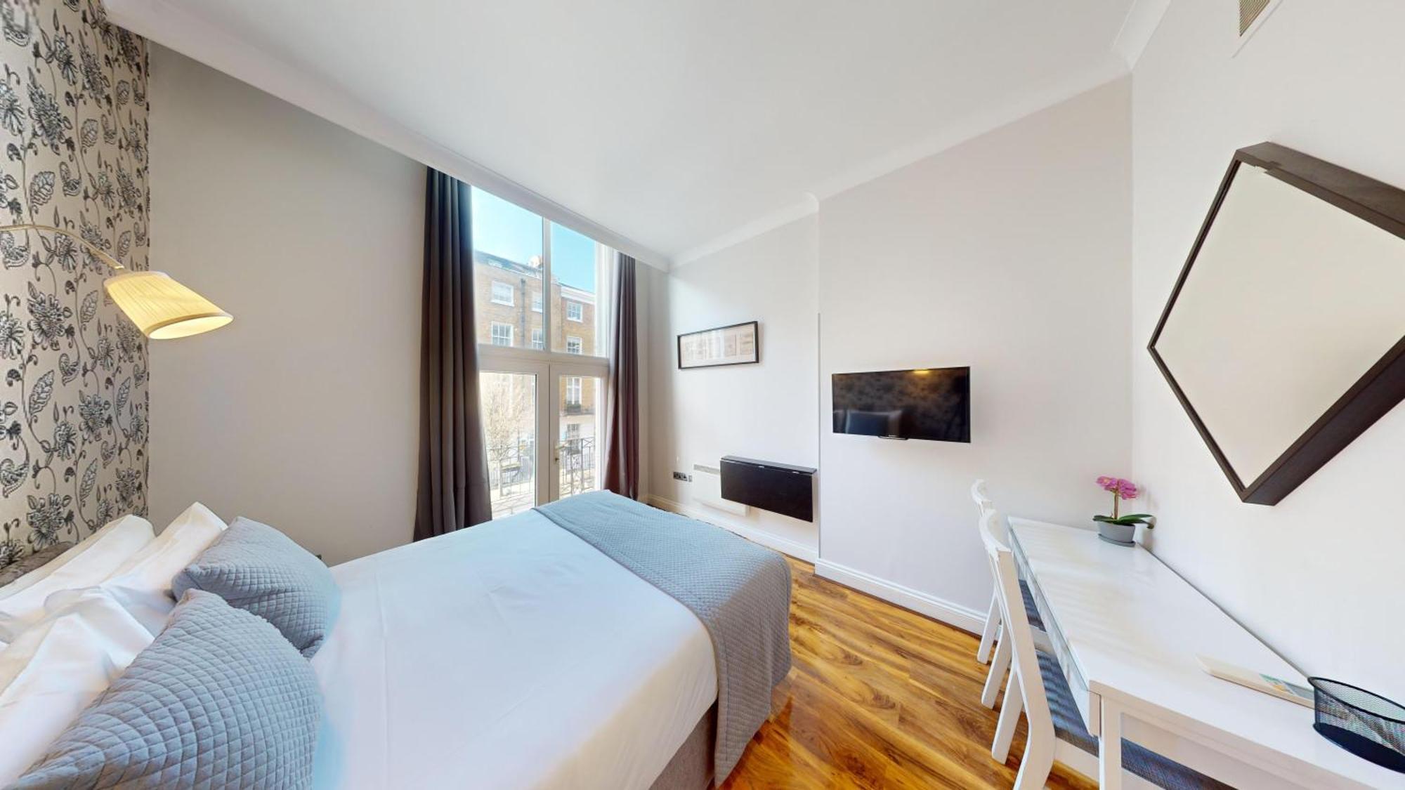 Hotel Msk 82 London