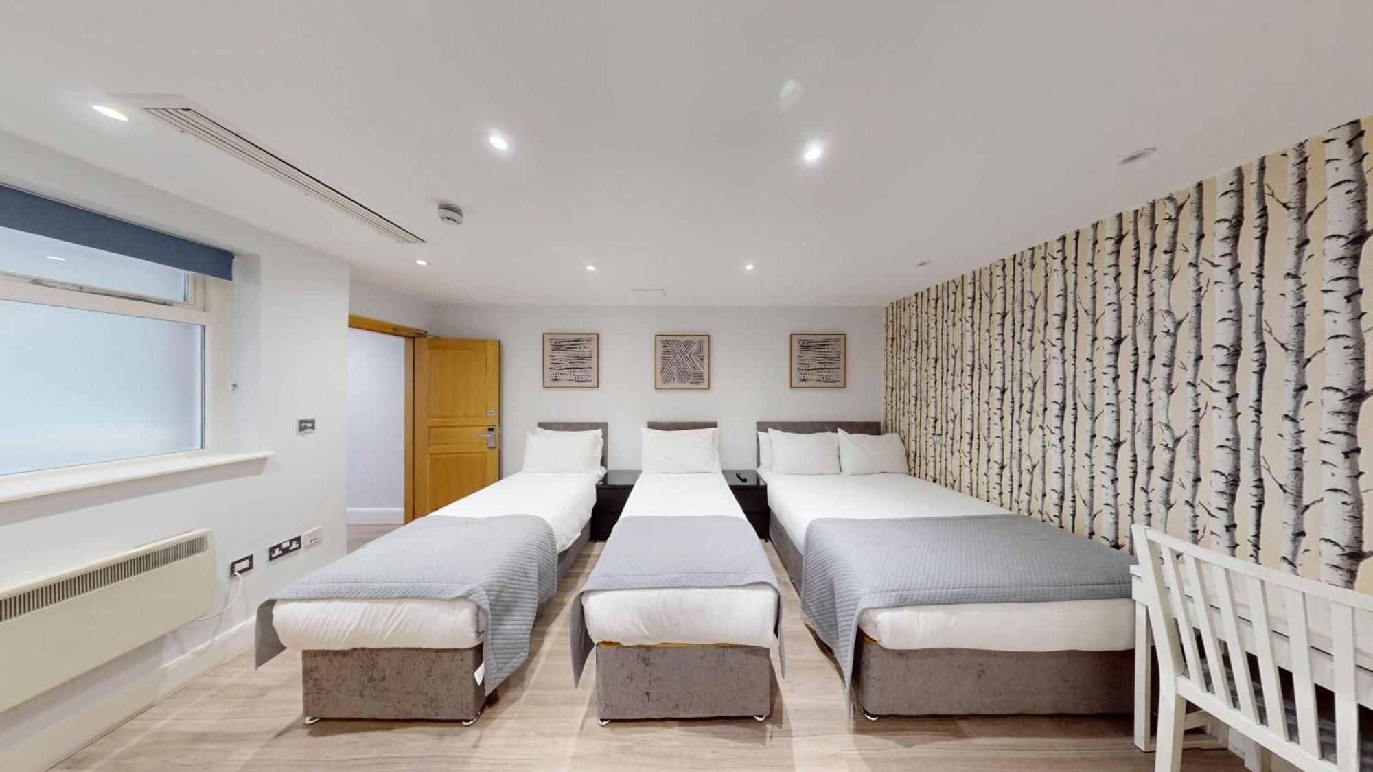 Hotel Msk 82 London