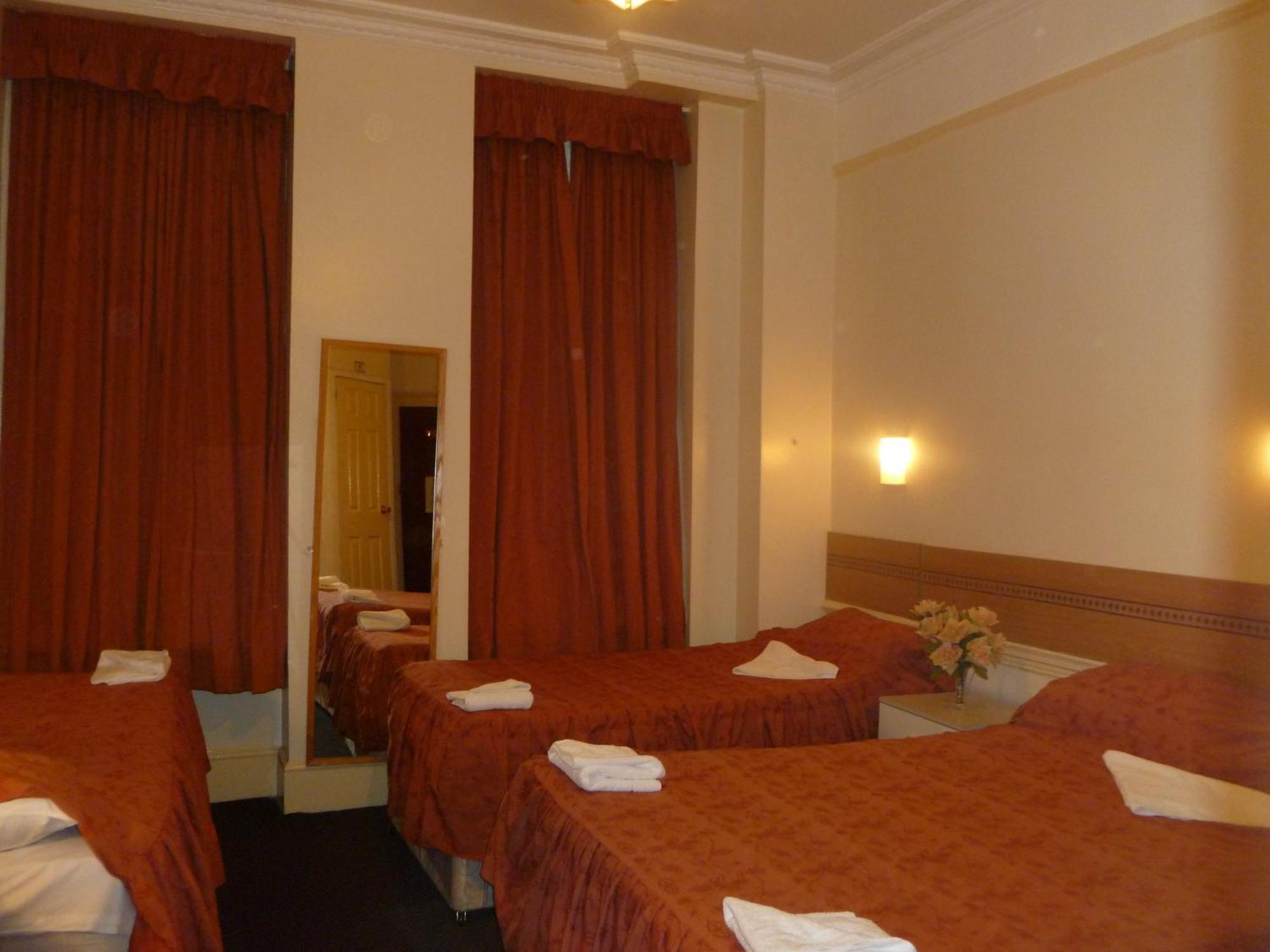Guest house Grenville House