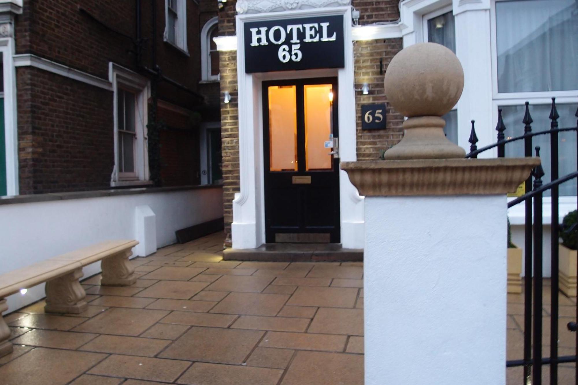 Hotel 65 2*