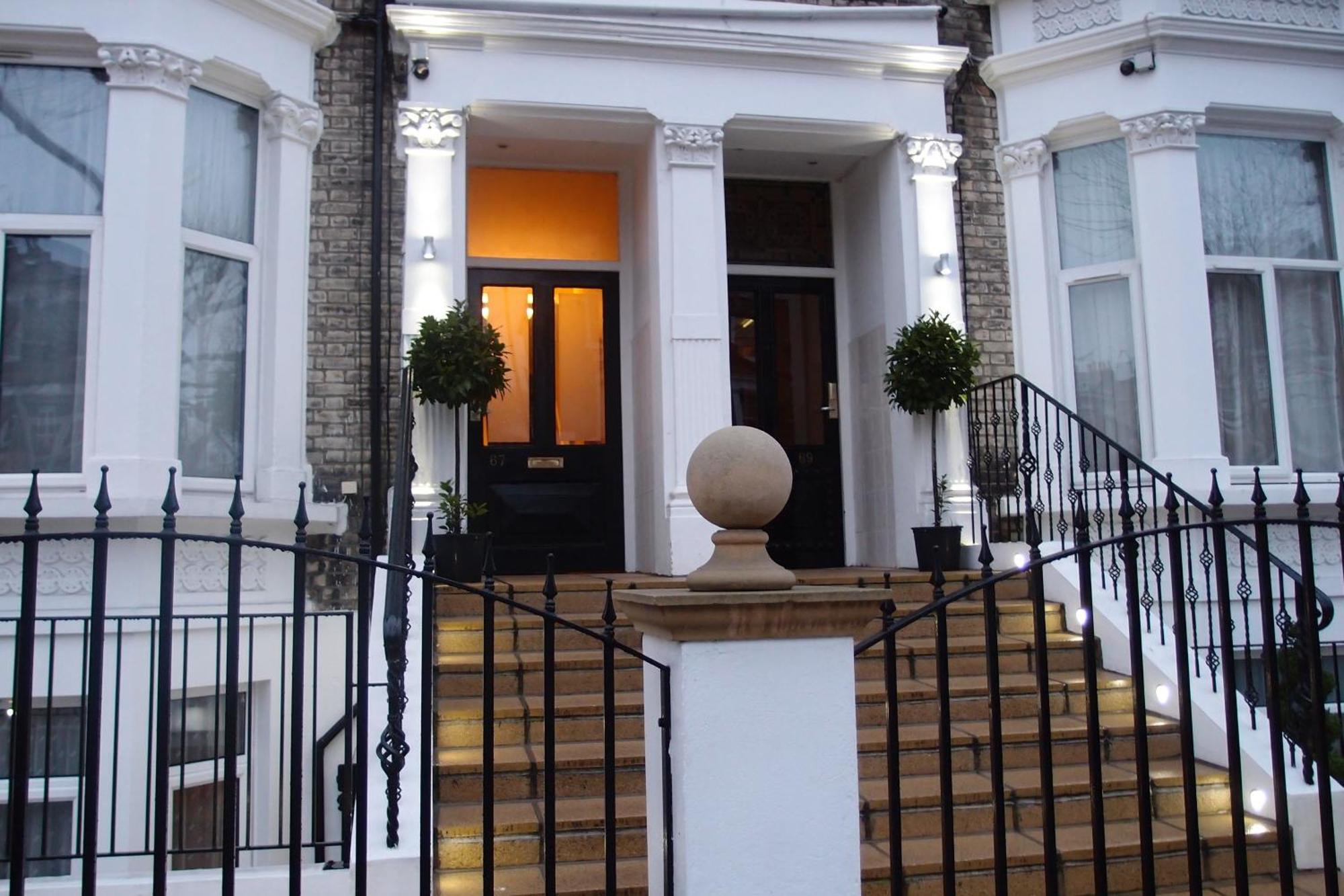 Hotel 65 London