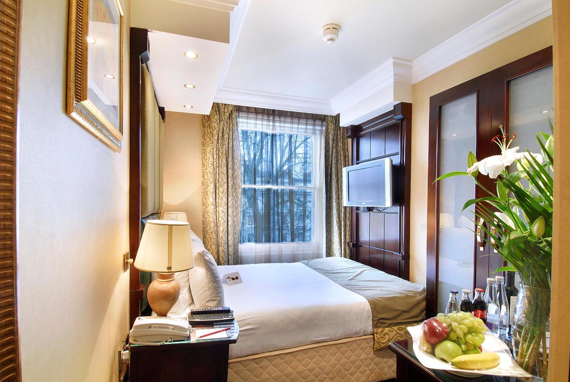 The Premier Notting Hill Londra