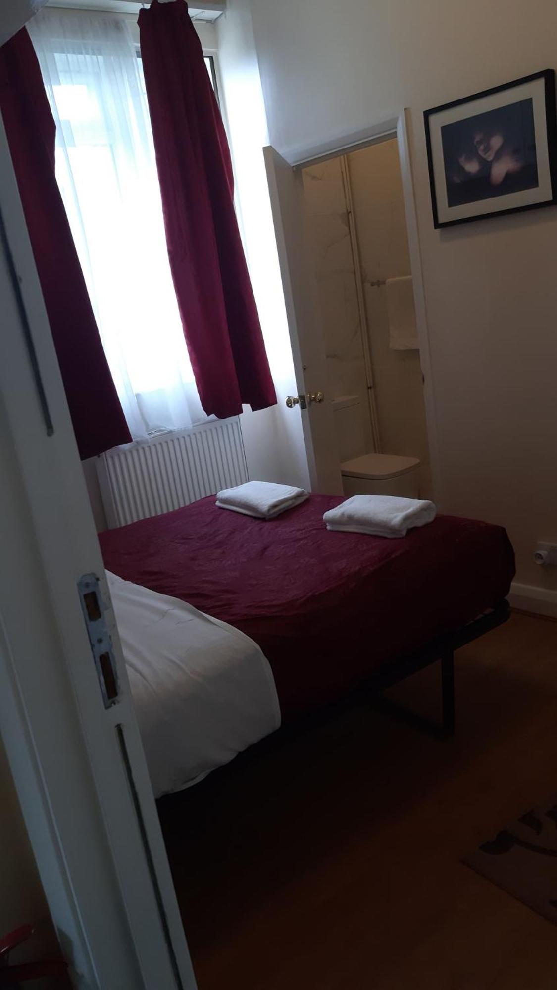 Guest house Chiswick London