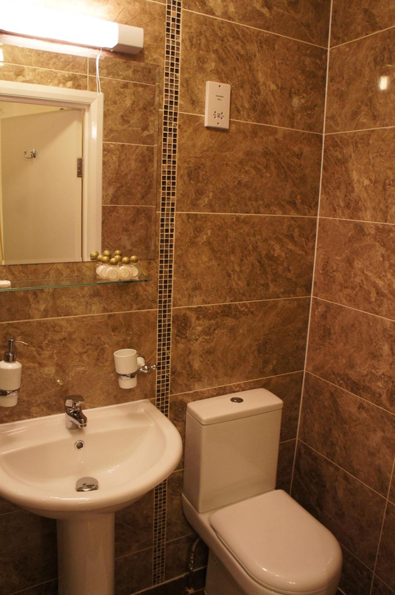 Hotell Sapphire 3*