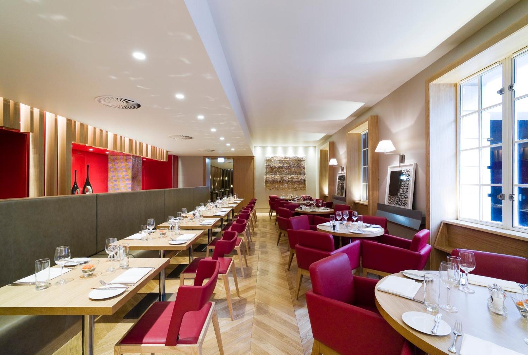 Hotell Apex Temple Court 4*