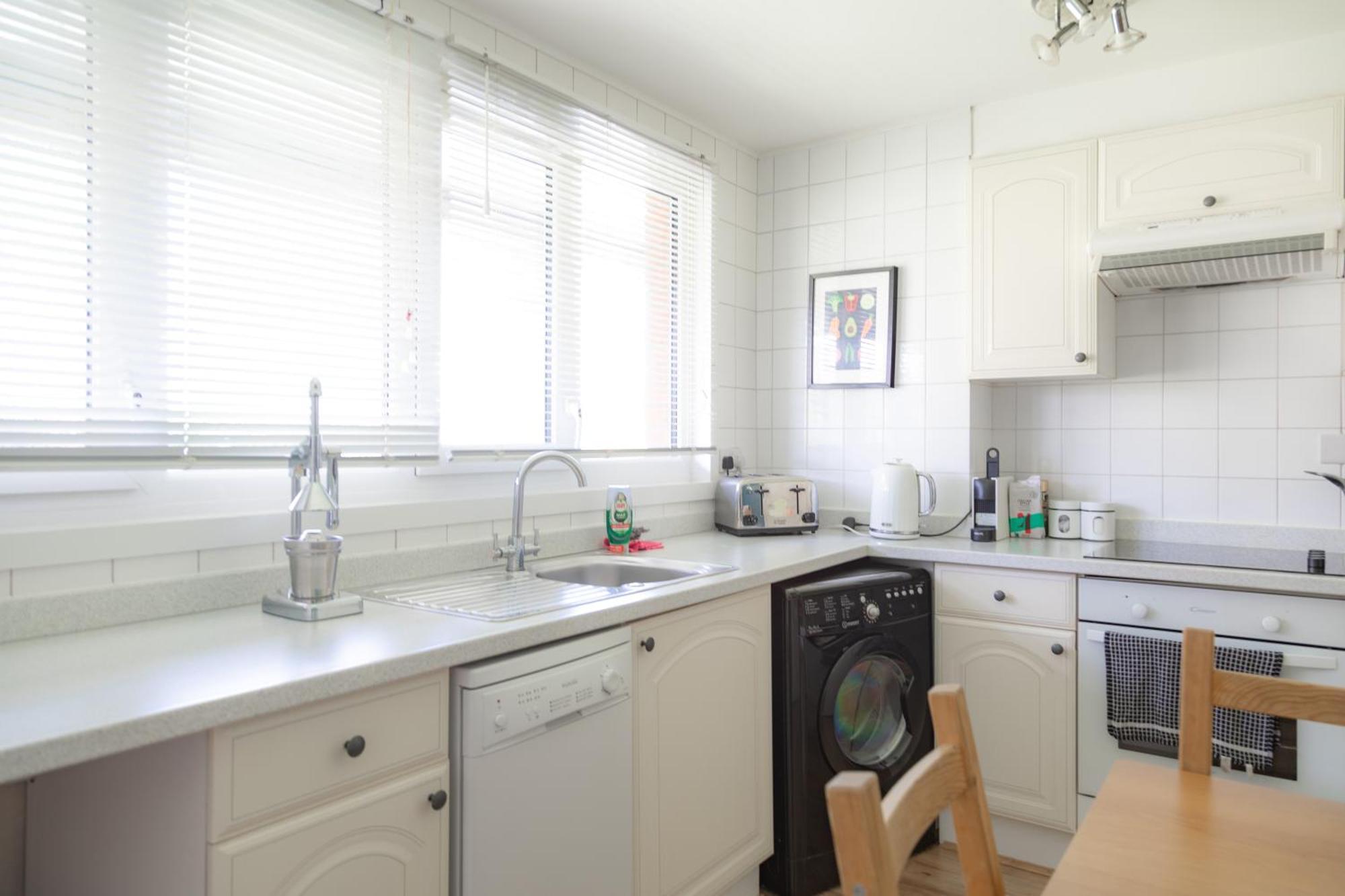 Appartement Modern Central Family-home For 6