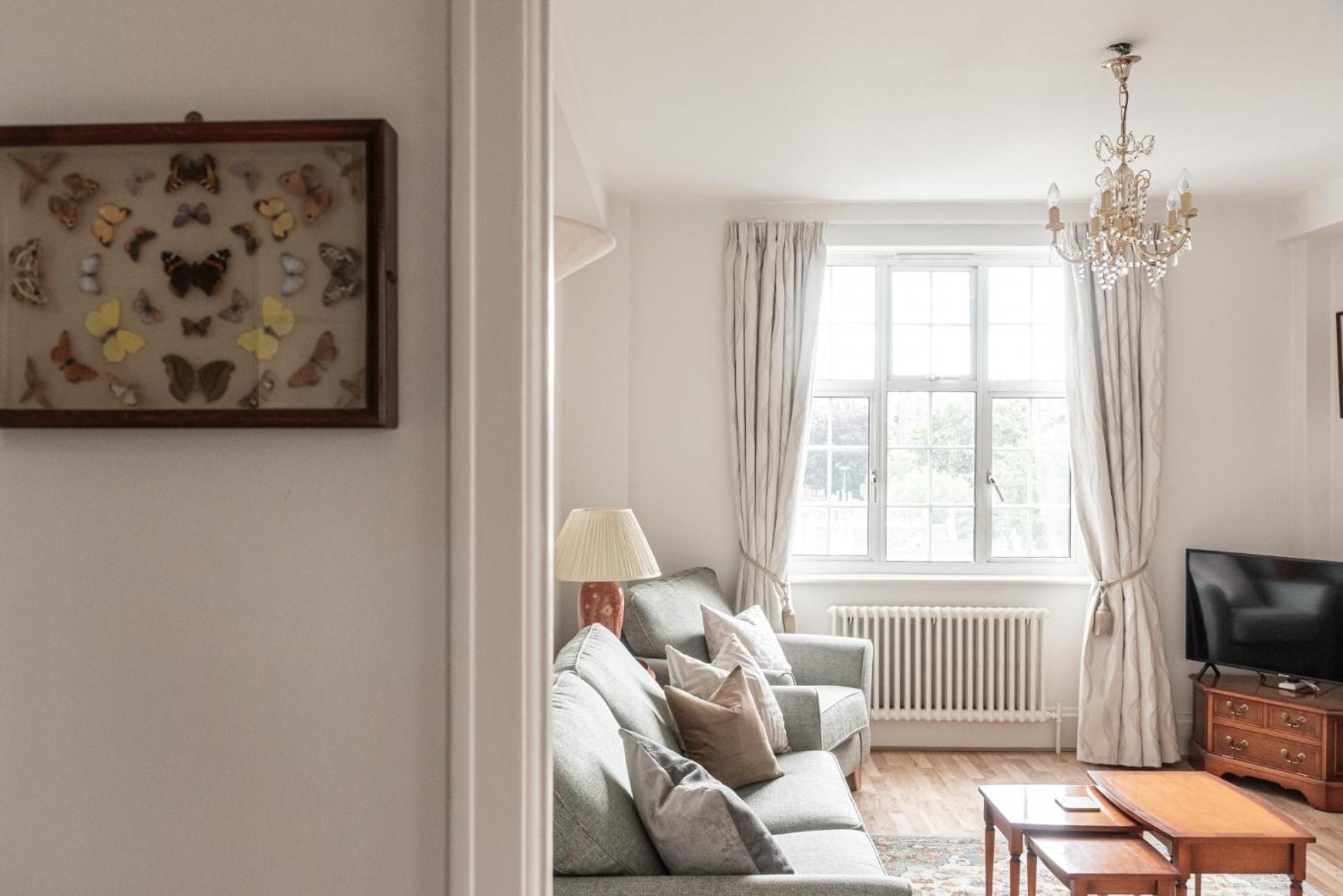 Stylish Art Deco 1 Bedroom In West Londra