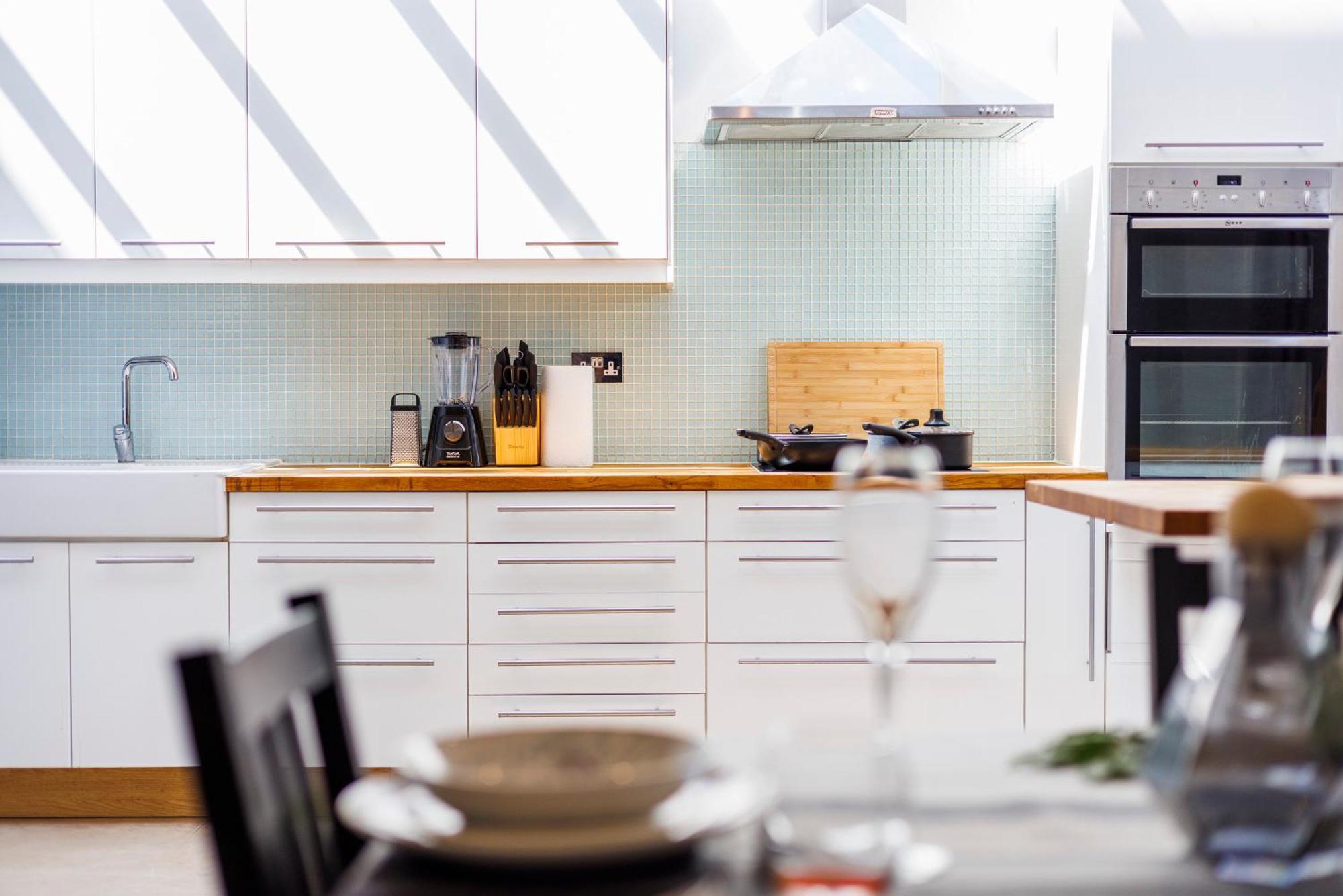 Vakantiehuis 6 Bedroom House By Av Acton Sleeps 11 Free Parking Londen