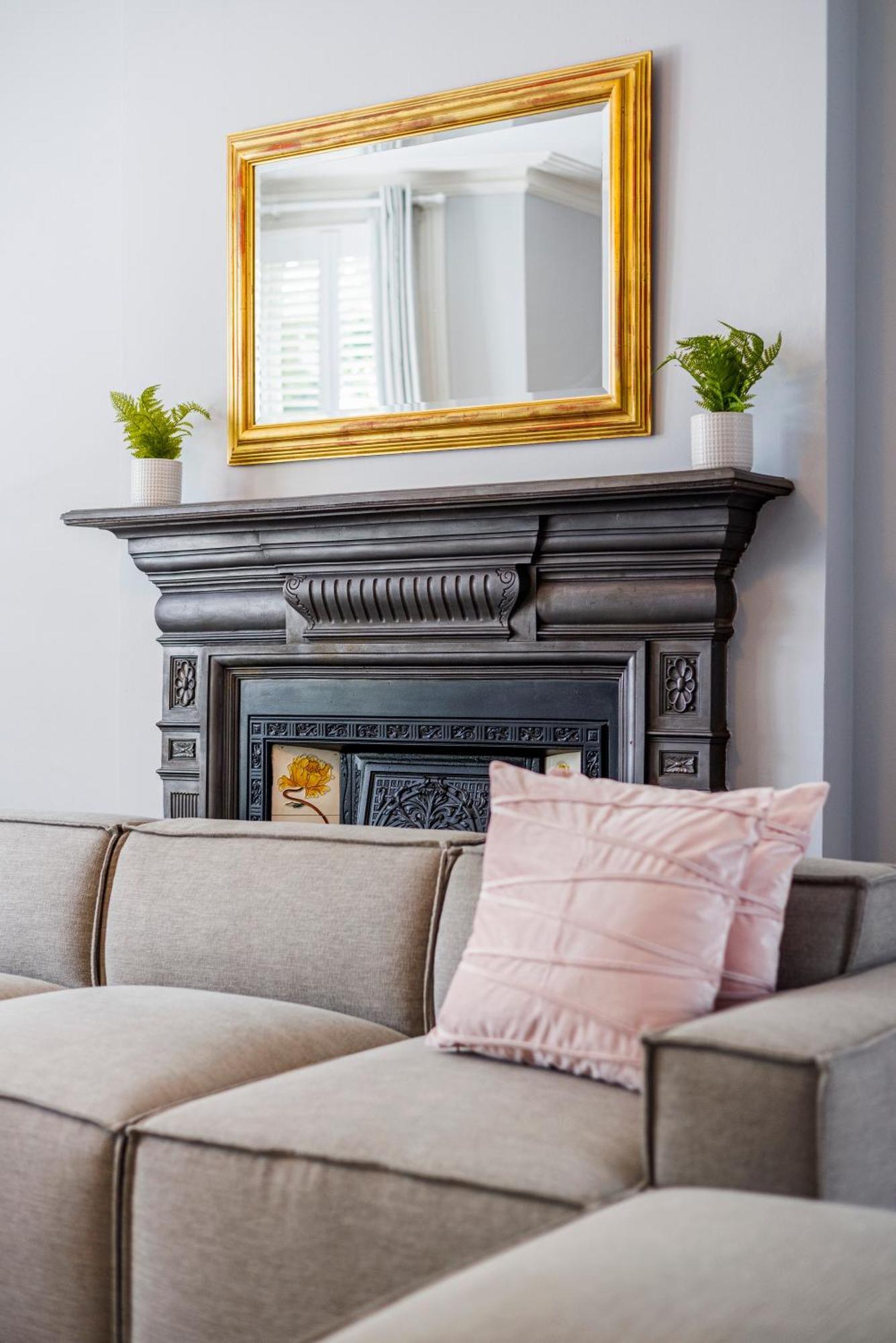 Vakantiehuis 6 Bedroom House By Av Acton Sleeps 11 Free Parking Londen