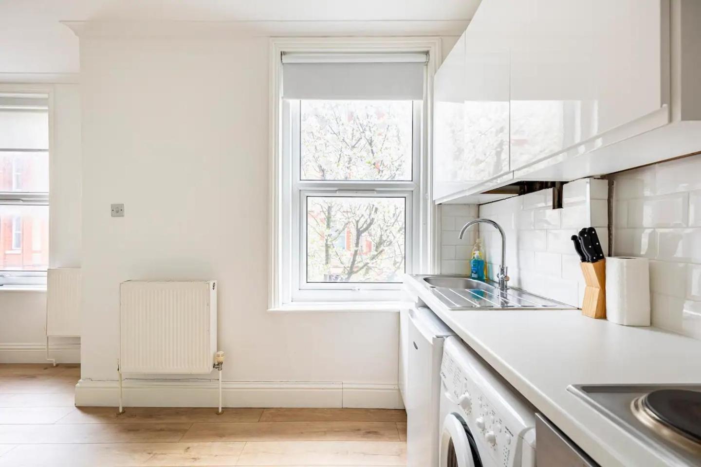 Stylish One Bedroom In Greater Londra