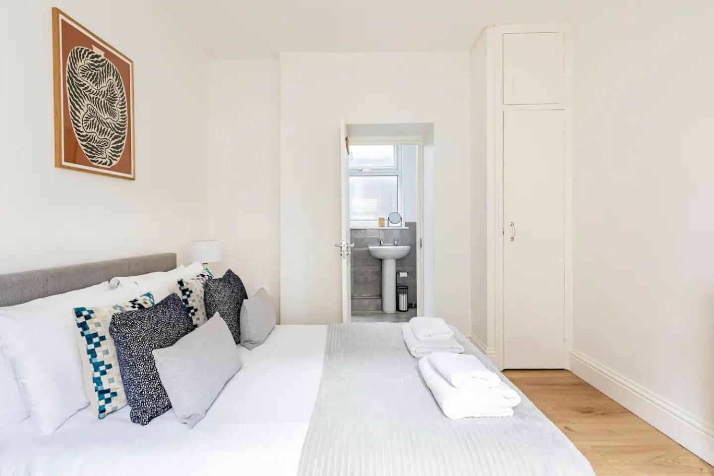 Stylish One Bedroom In Greater Londra