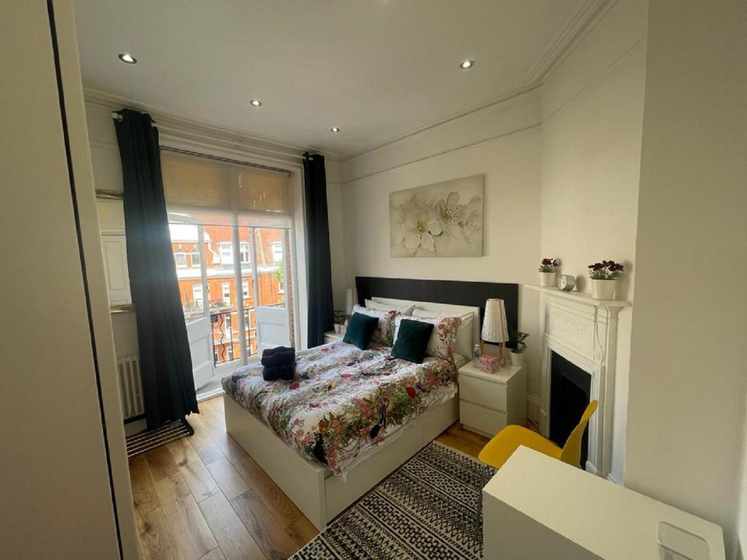 Lägenhet Hyde Park, Oxford Street, Paddington, Beautiful 3 Bedrooms,balcony, 2 Bath, Mansion Block, Maida Vale, W9 Nw8 Lords Cricket