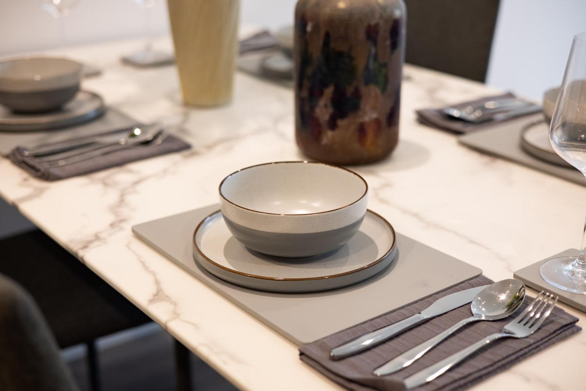 The Acton Luxury Londen