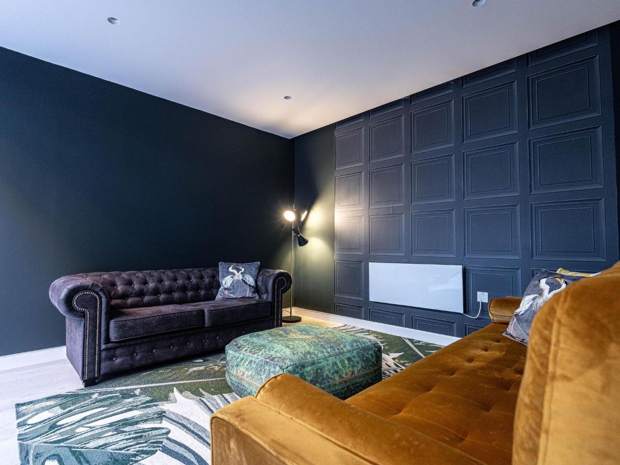 The Arches Luxurious Three Bedroom Close To Hampstead Heath With Garden Balcony And Courtyard Londen
