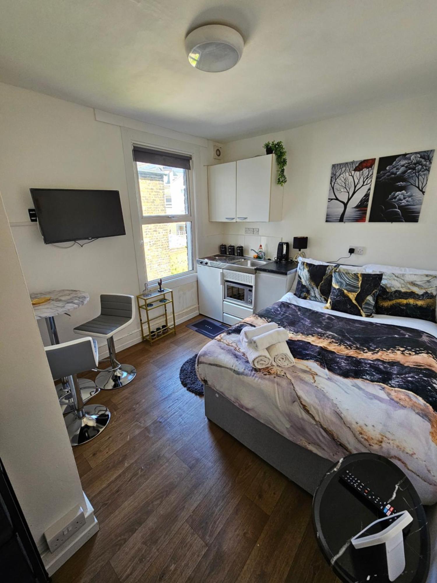 Lejlighed Tiny Studio, 30 Min To St. Pancras, North London