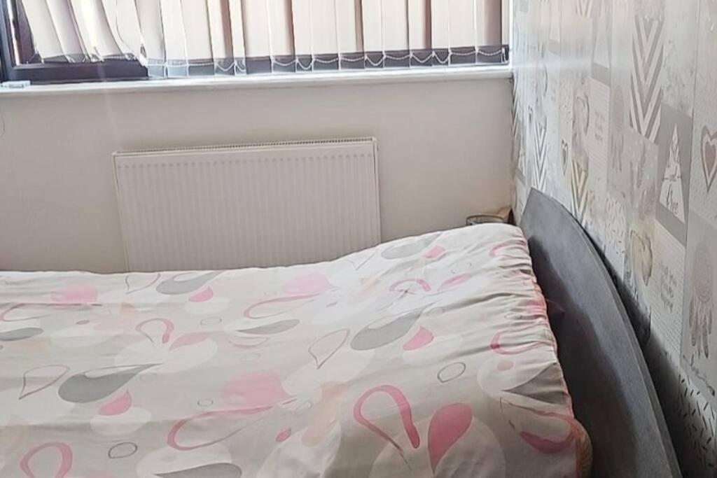 Cosy House Close To Bridge London