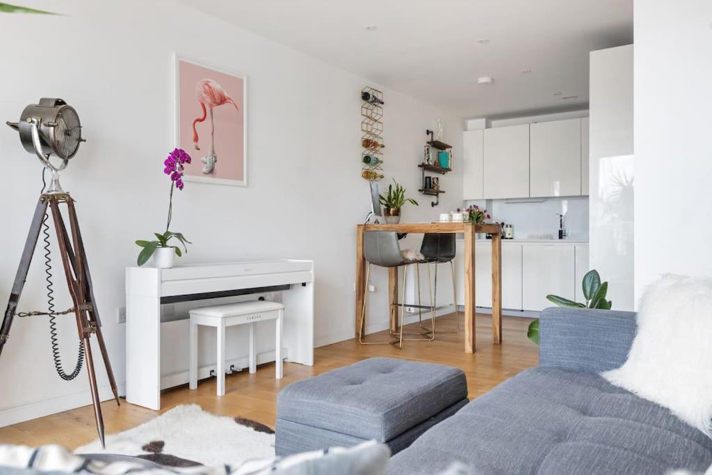 Leilighet Modern New 1-bedroom Stunning Views *