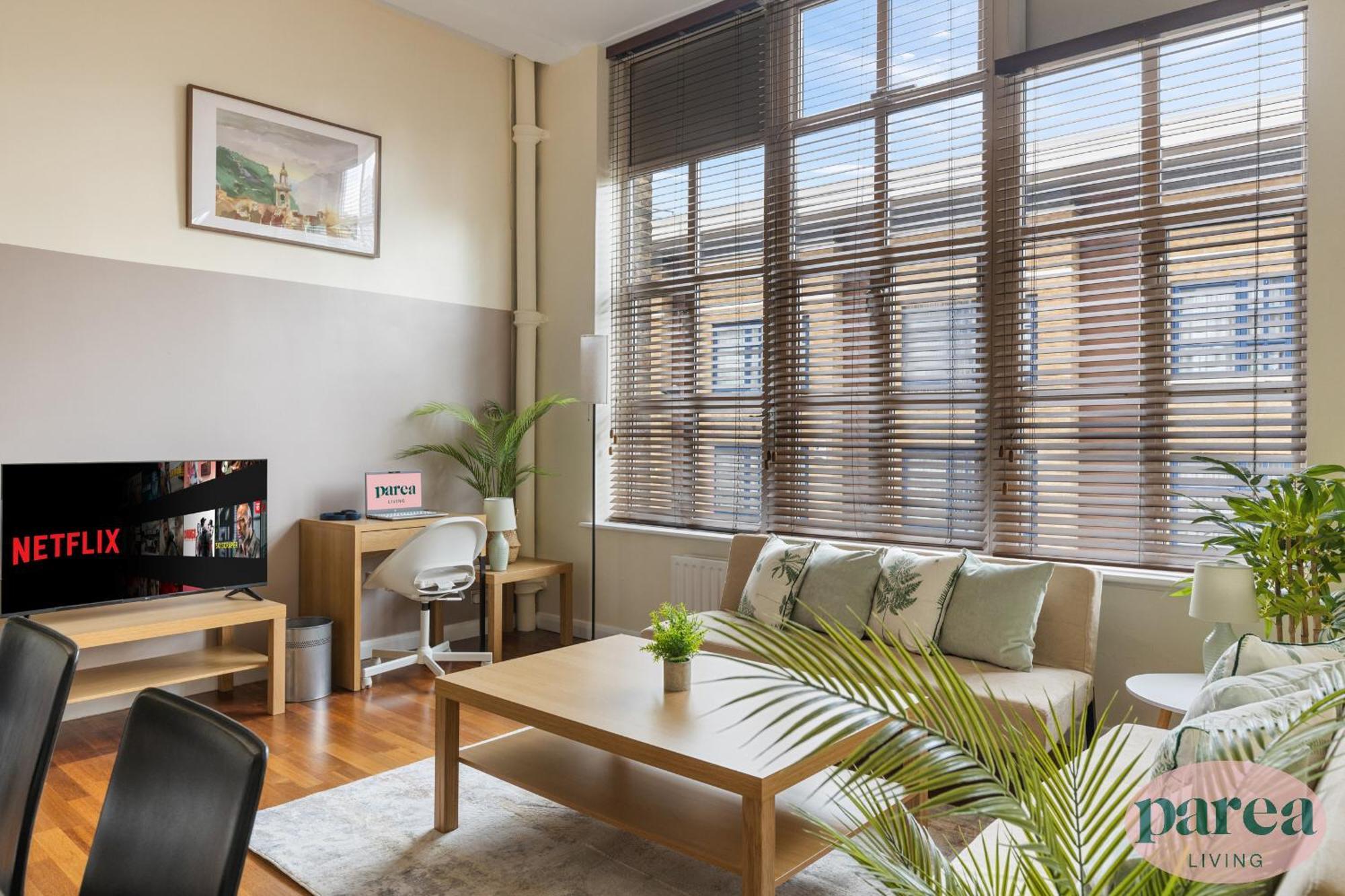 Lejlighed Parea Living - Spacious 3 Bed Flat, Canary Wharf Views With Parking *