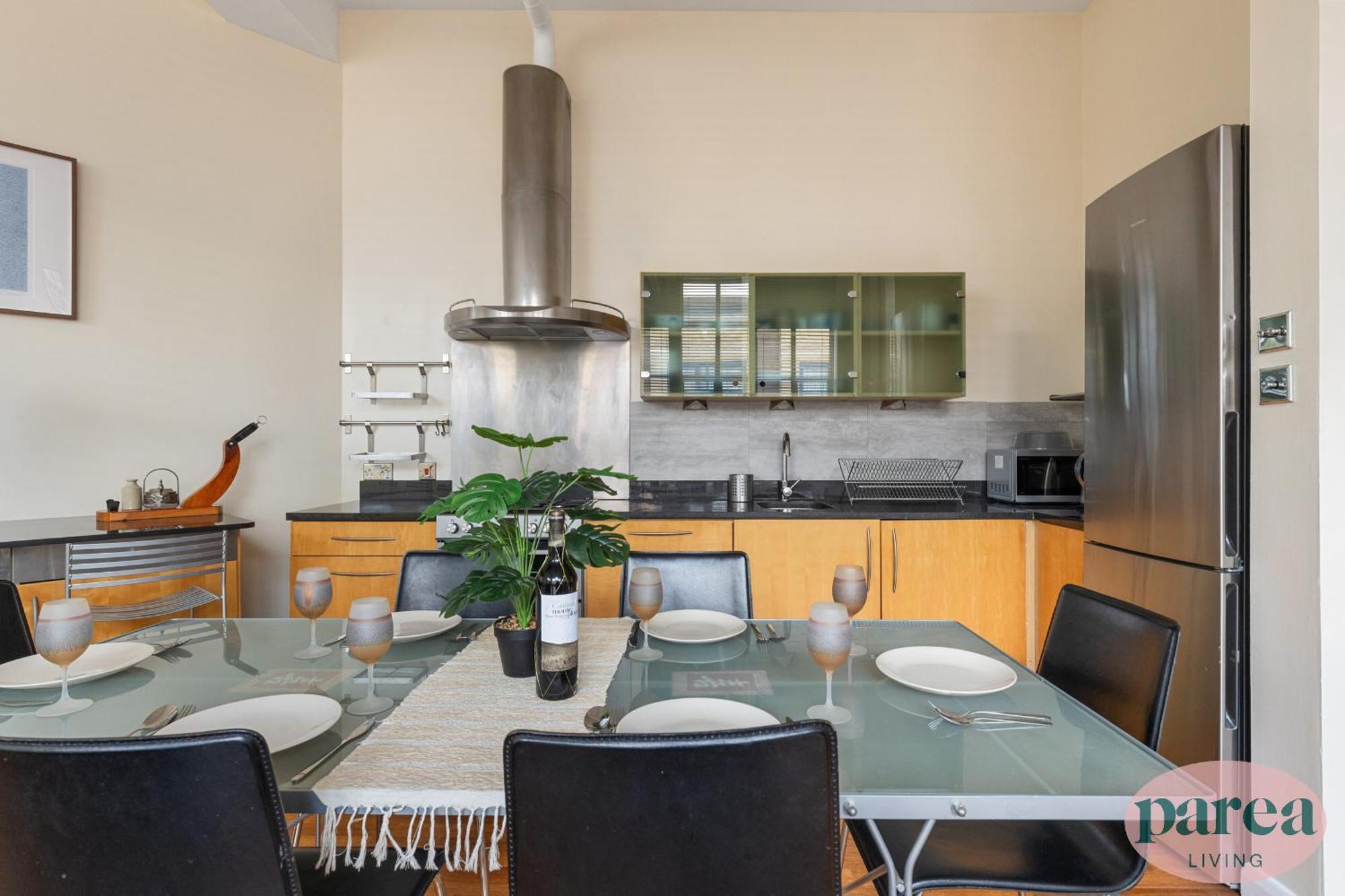 Lejlighed Parea Living - Spacious 3 Bed Flat, Canary Wharf Views With Parking *