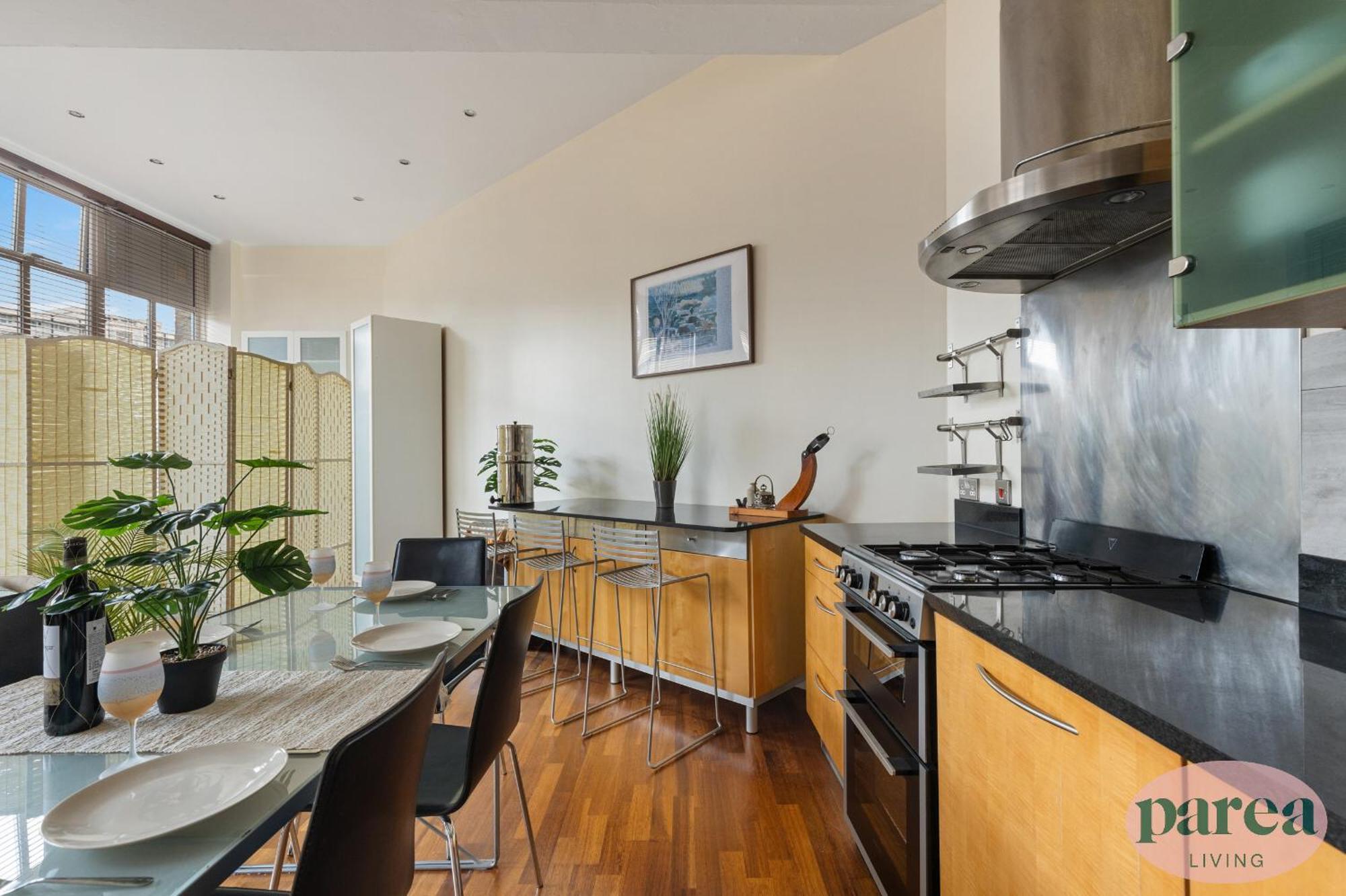 Lejlighed Parea Living - Spacious 3 Bed Flat, Canary Wharf Views With Parking London
