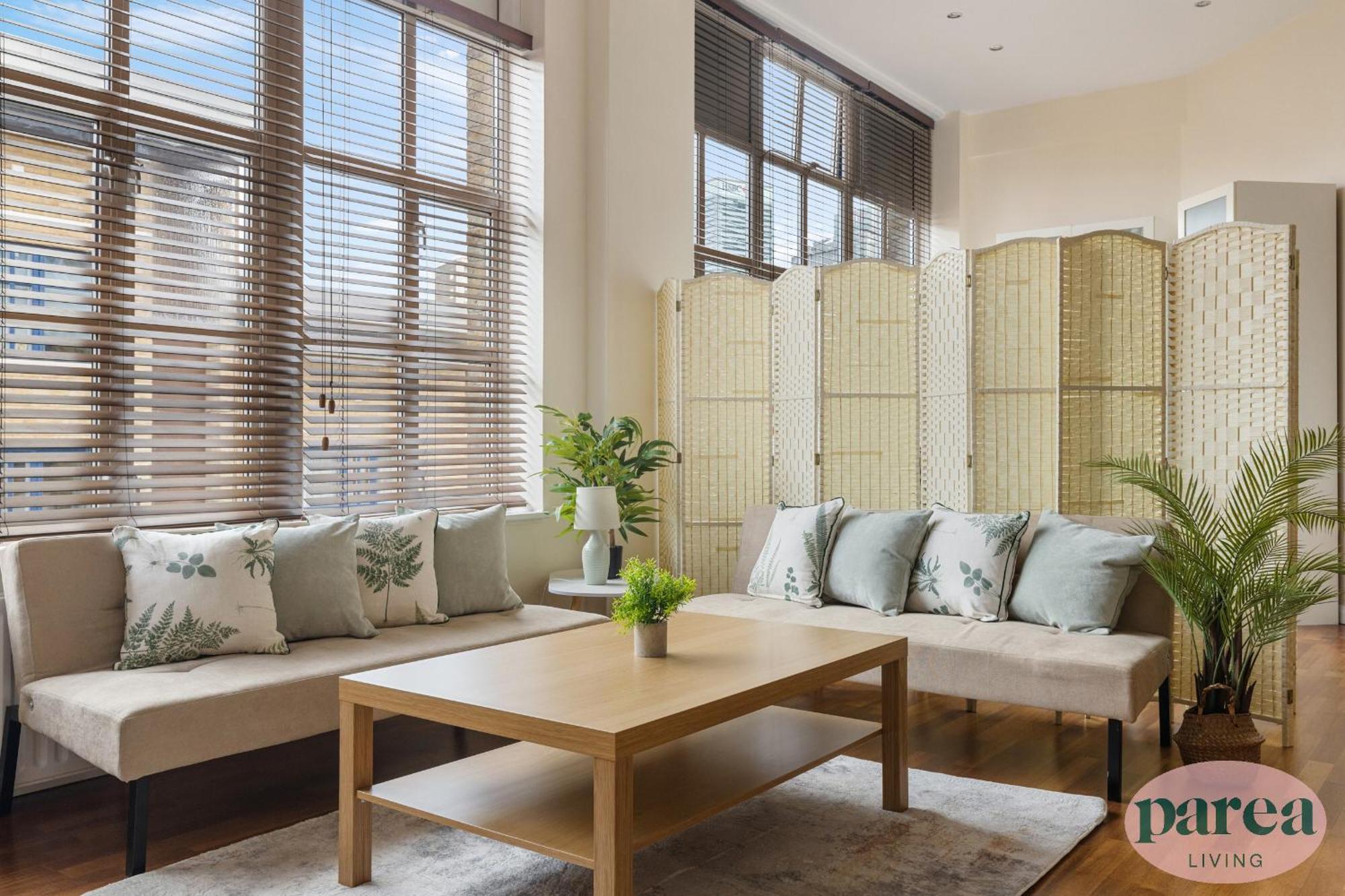 Lejlighed Parea Living - Spacious 3 Bed Flat, Canary Wharf Views With Parking London