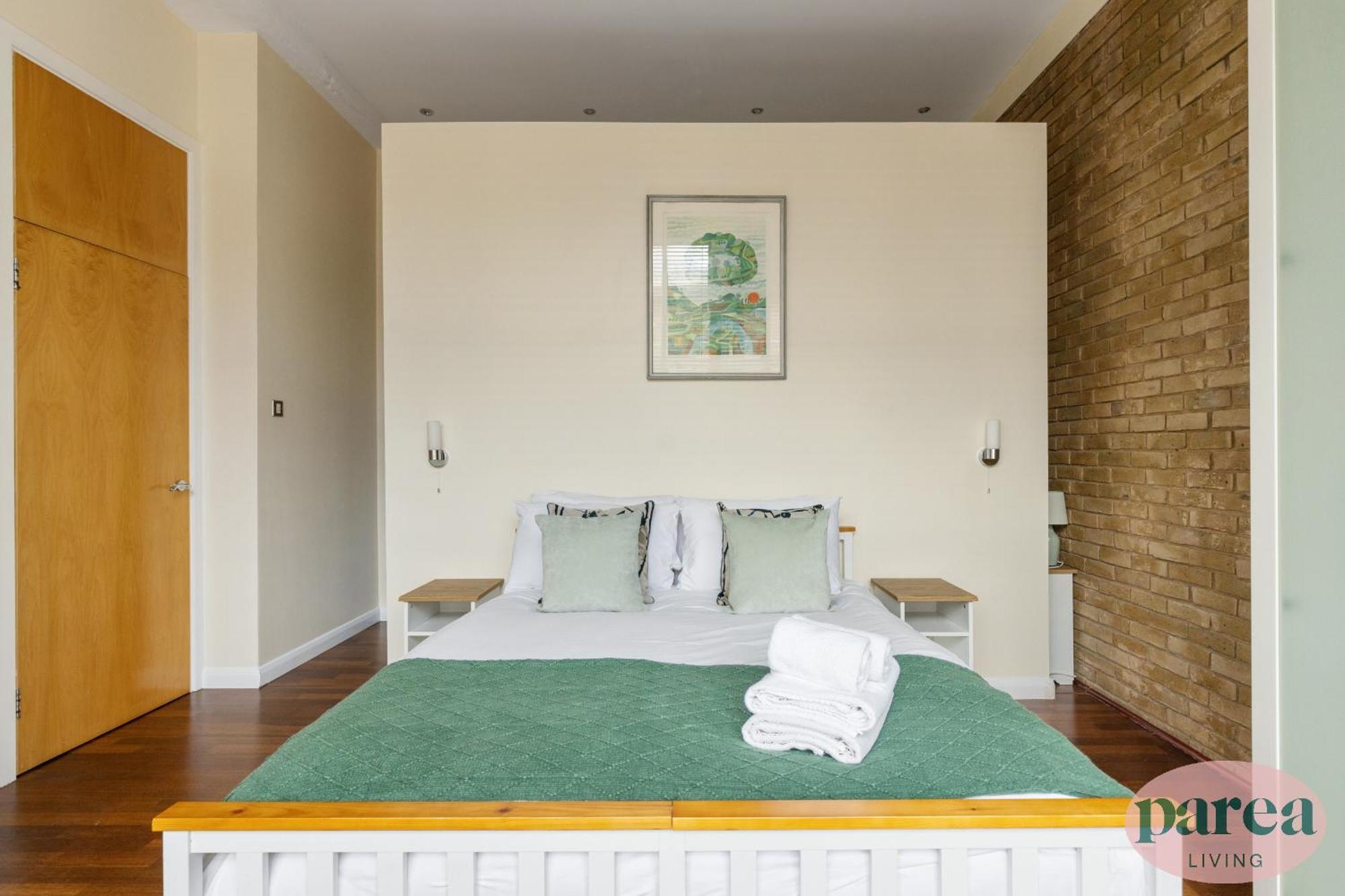 Lejlighed Parea Living - Spacious 3 Bed Flat, Canary Wharf Views With Parking London