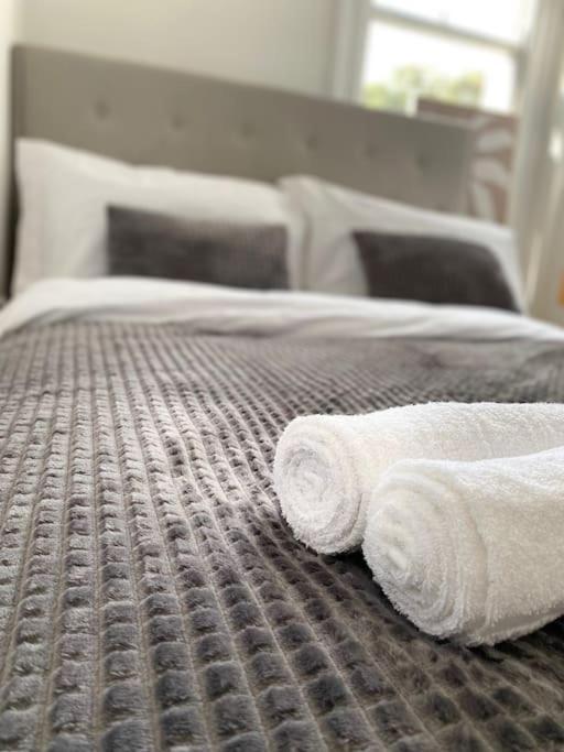 Appartement Flat 3 Gr 1 Bedroom 3 Mins Walk Mile End Station