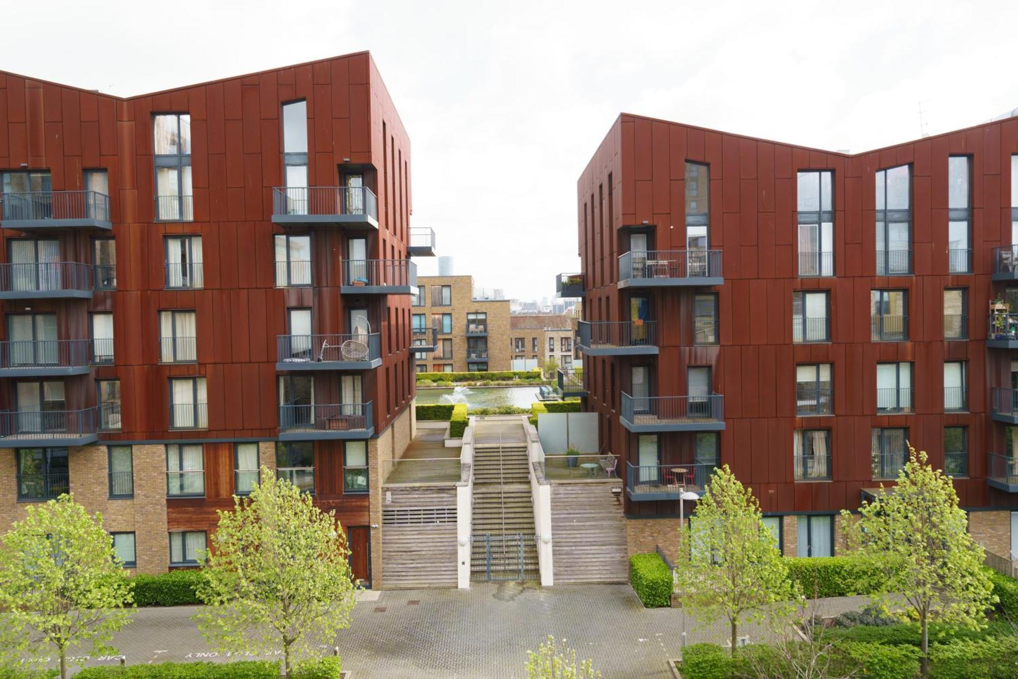 Stylish Surrey Quays - 10 Mins From Station Londen