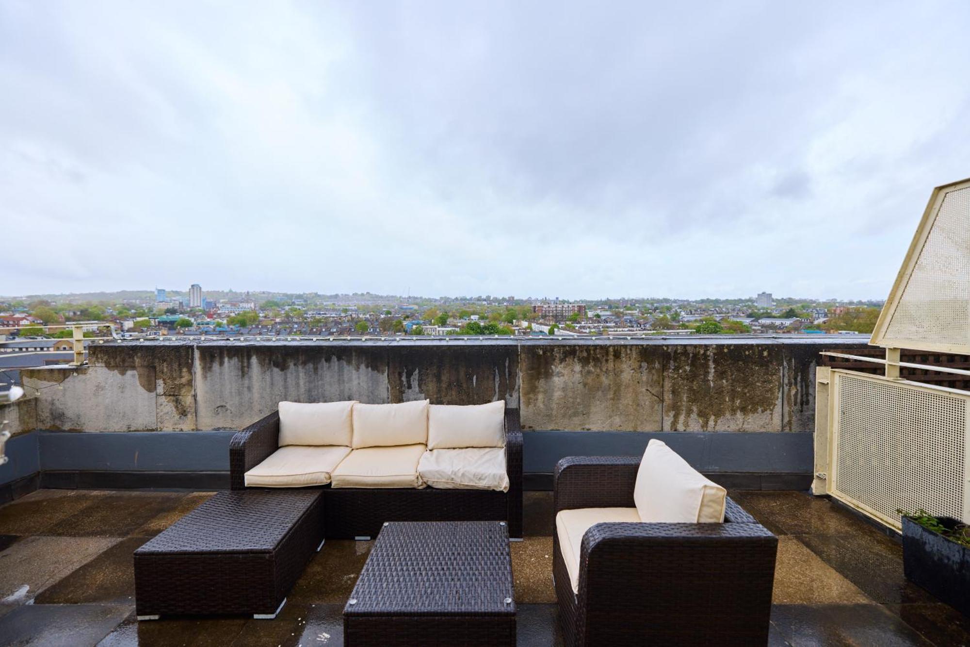The Manor Gardens Retreat - Captivating 1bdr Flat With Terrace London