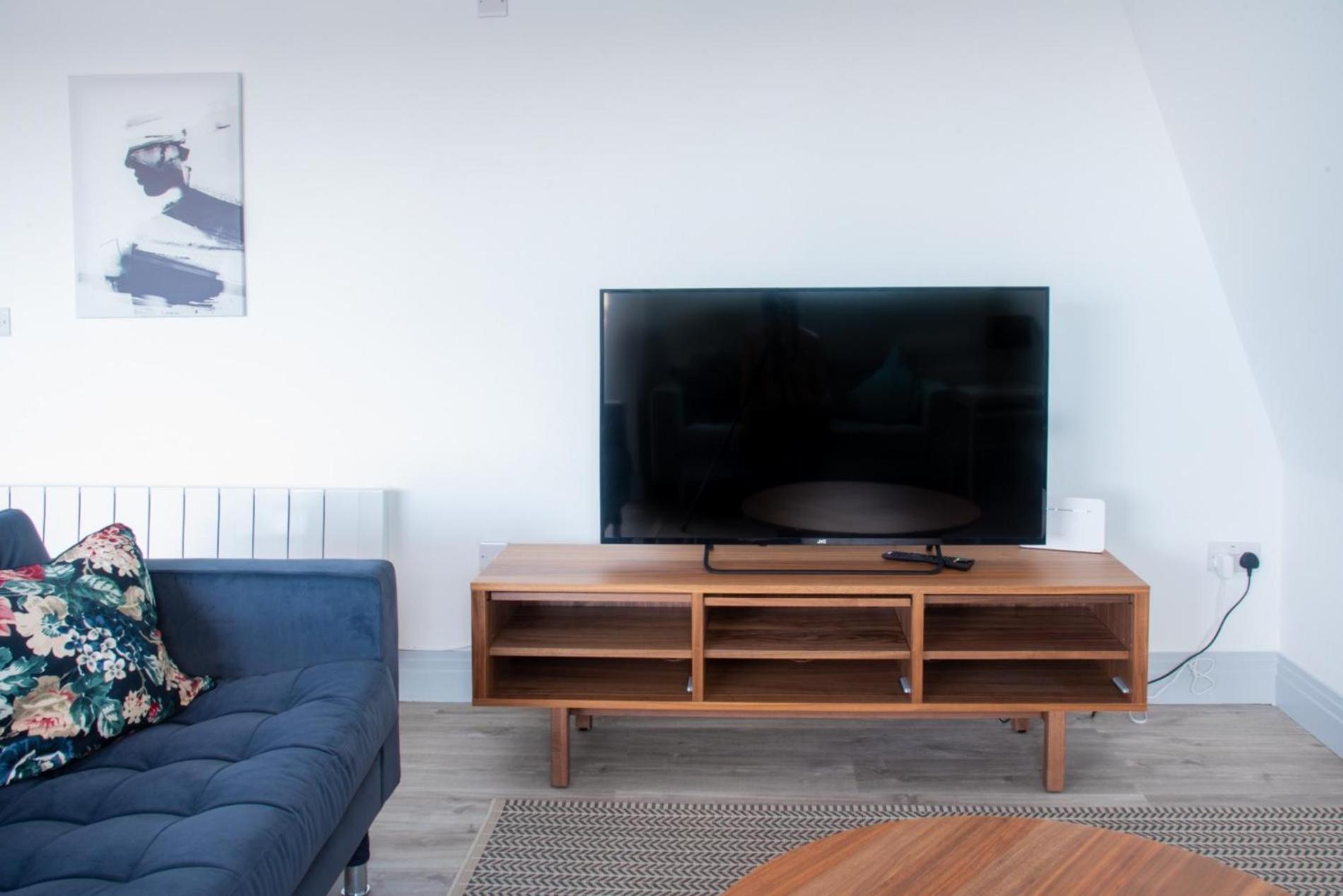 Lägenhet Newly Refurbished 2 Bed With Fantastic View