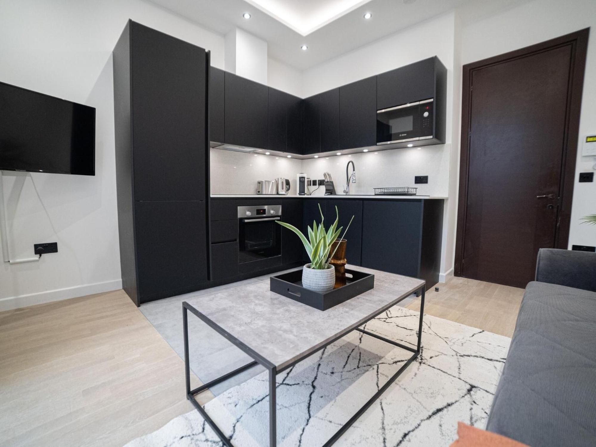 One And Two Bedroom Near Holloway Train Station By Belvilla London