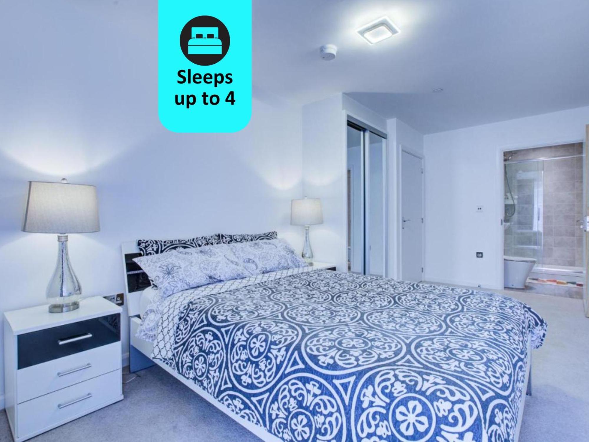 Apartment 2 Bed 2 Bath Modern In East Acton