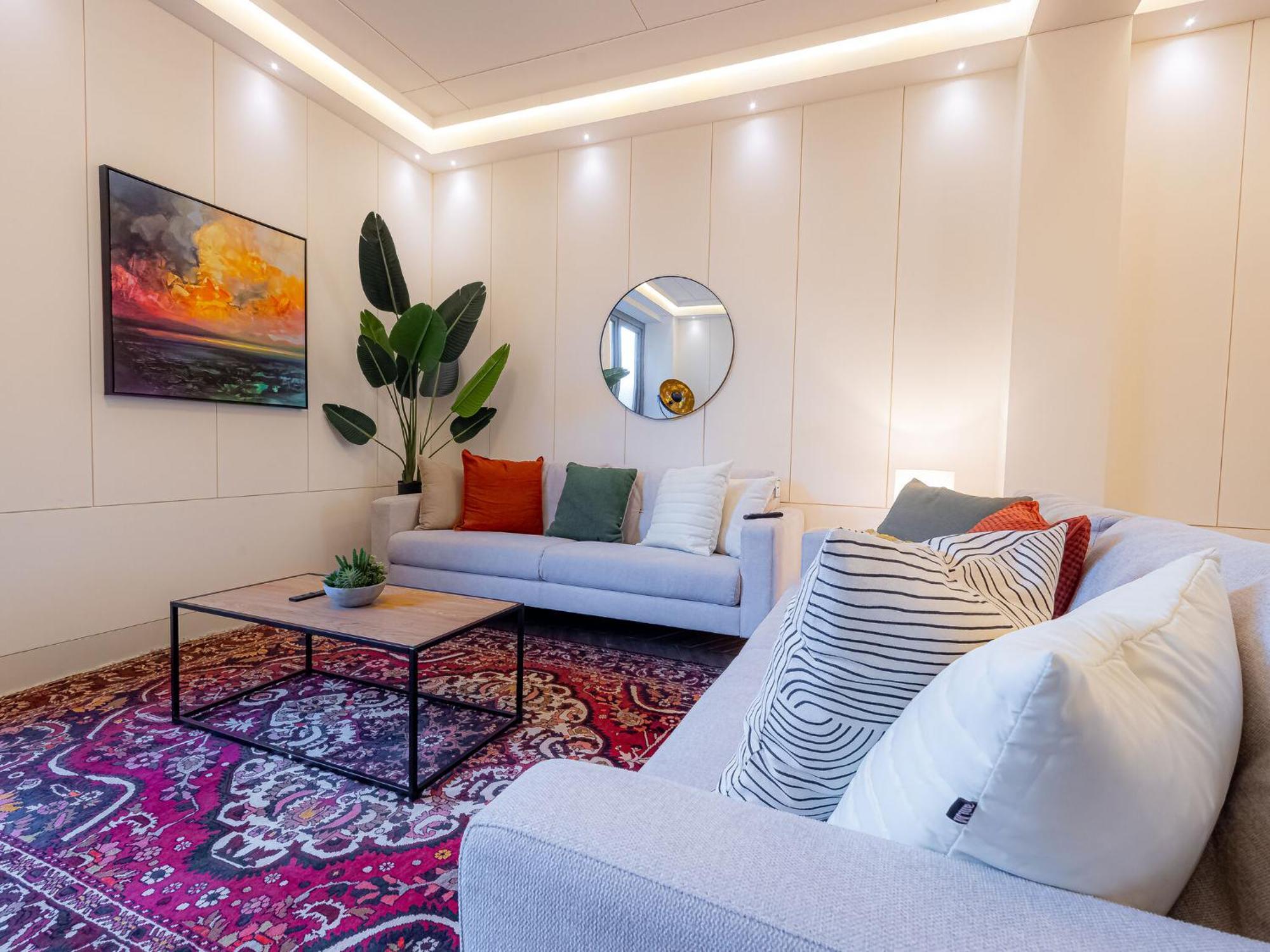Appartement Modern Deluxe Five Bedroom House Near Chalk Farm Station By Belvilla *
