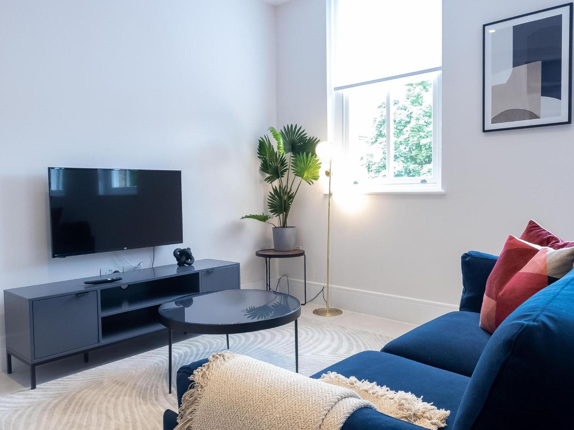 Premier Near Camden Markets Very Close To Tube Stations By Sojo *