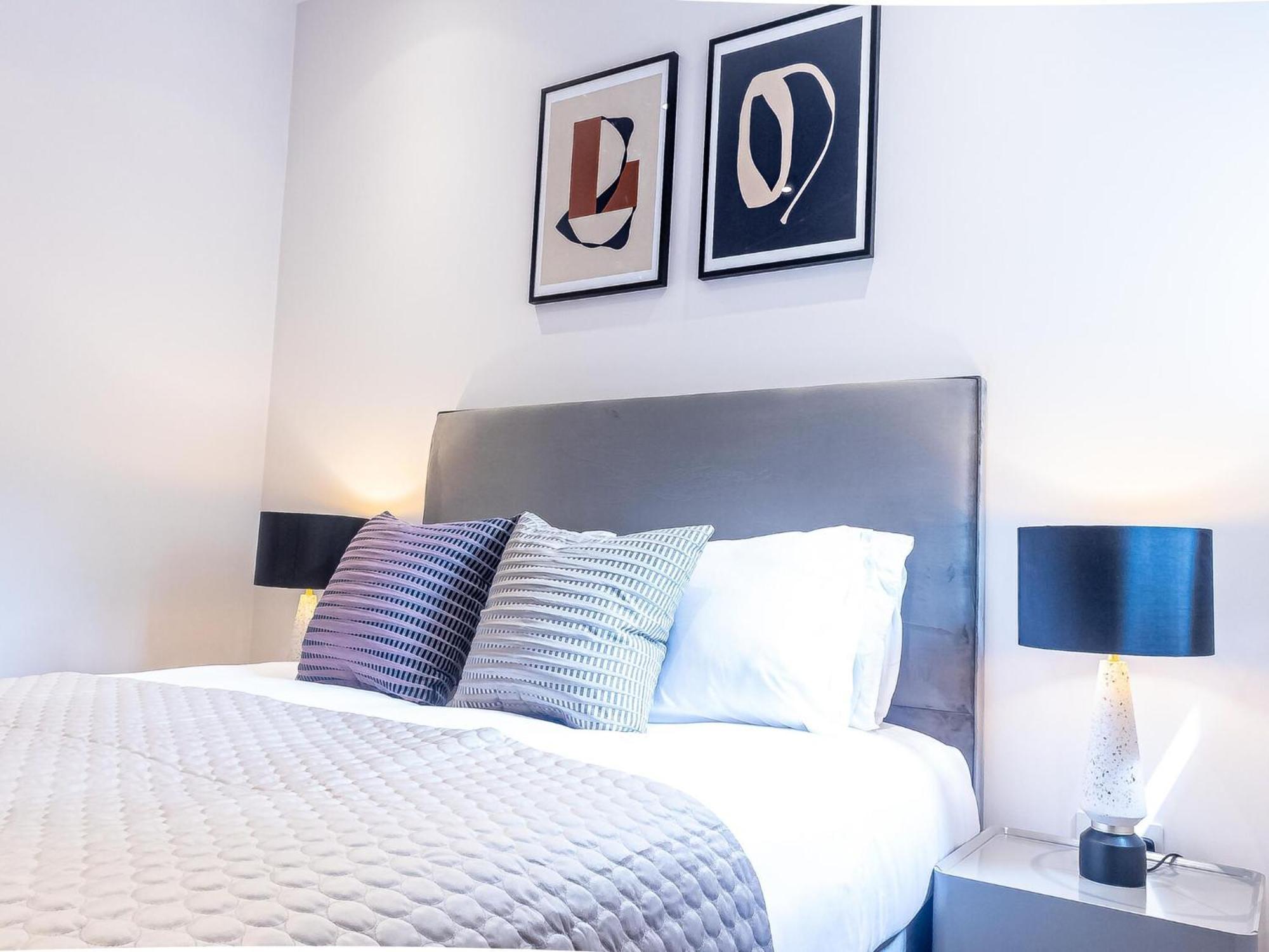 Premier Near Camden Markets Very Close To Tube Stations By Sojo