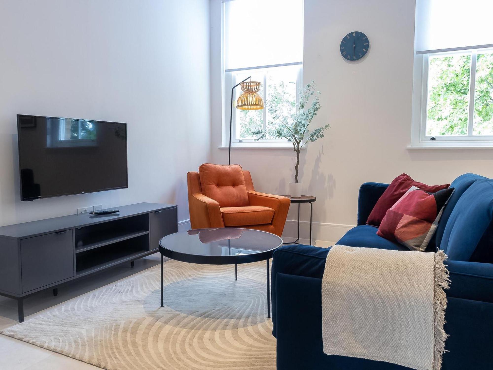 Premier Near Camden Markets Very Close To Tube Stations By Sojo
