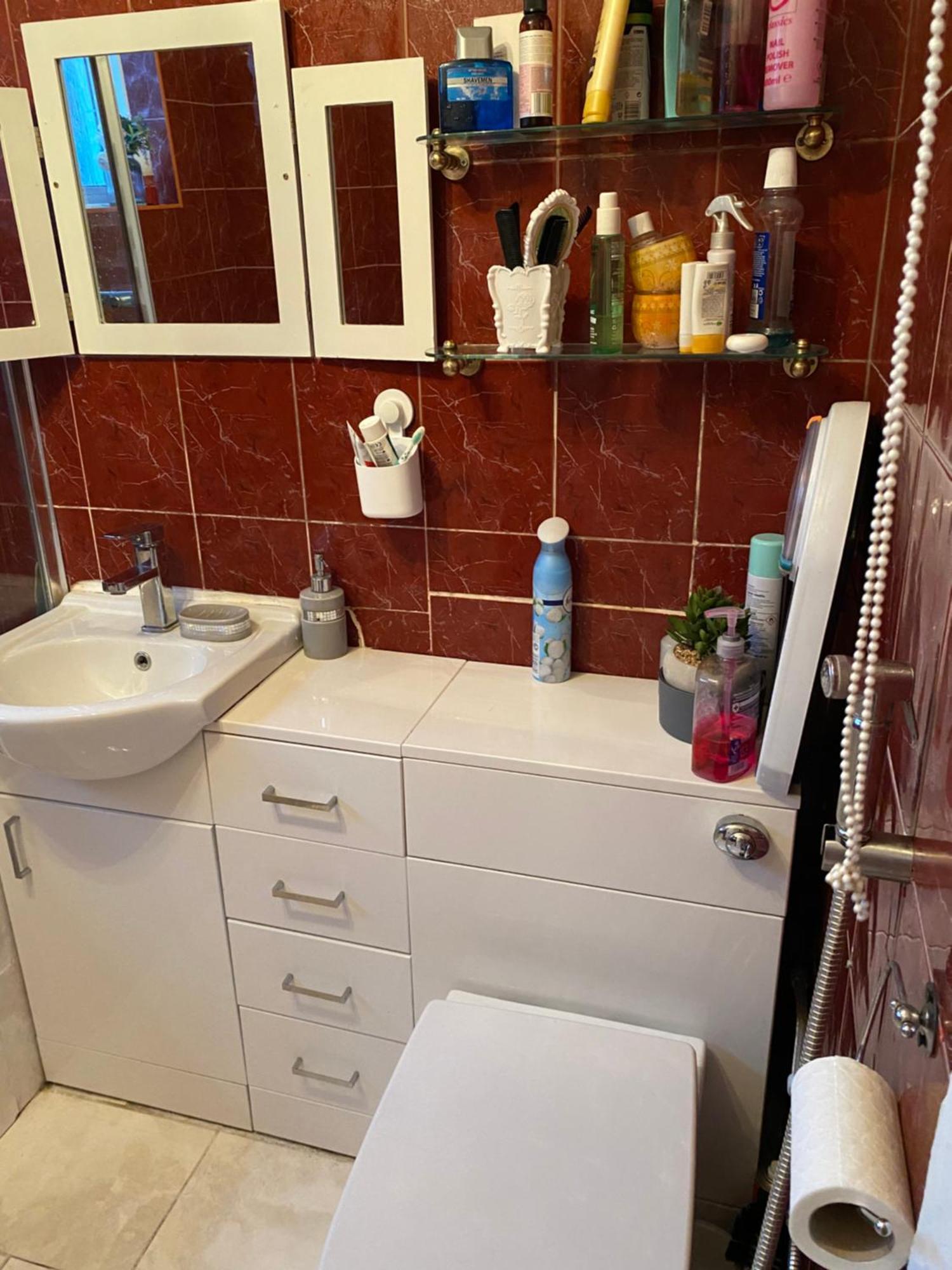 Guest house Happy Place With Kitchenette- Female Only *