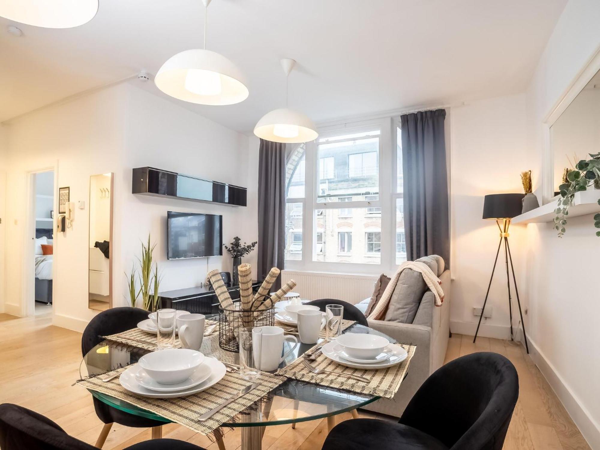 Apartment Three Bed With City View Shoreditch Perfect For Business Corporate By Belvilla