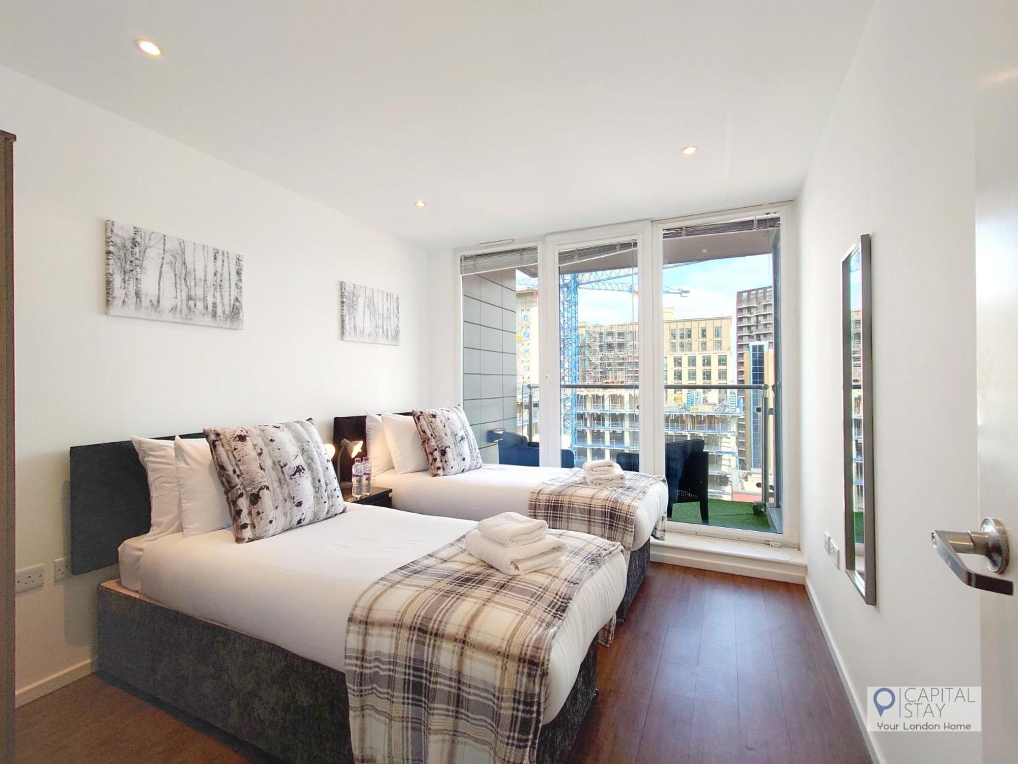 Deluxe Two Bed By Excel & O2 Appartement