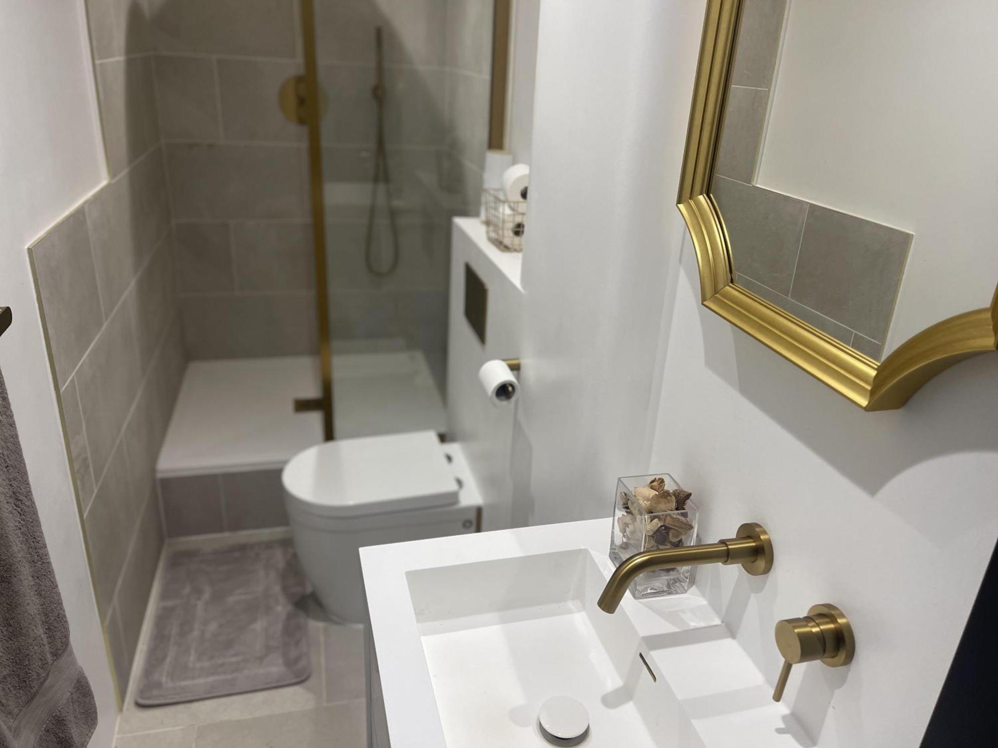 Immaculate 2-bed In Londres