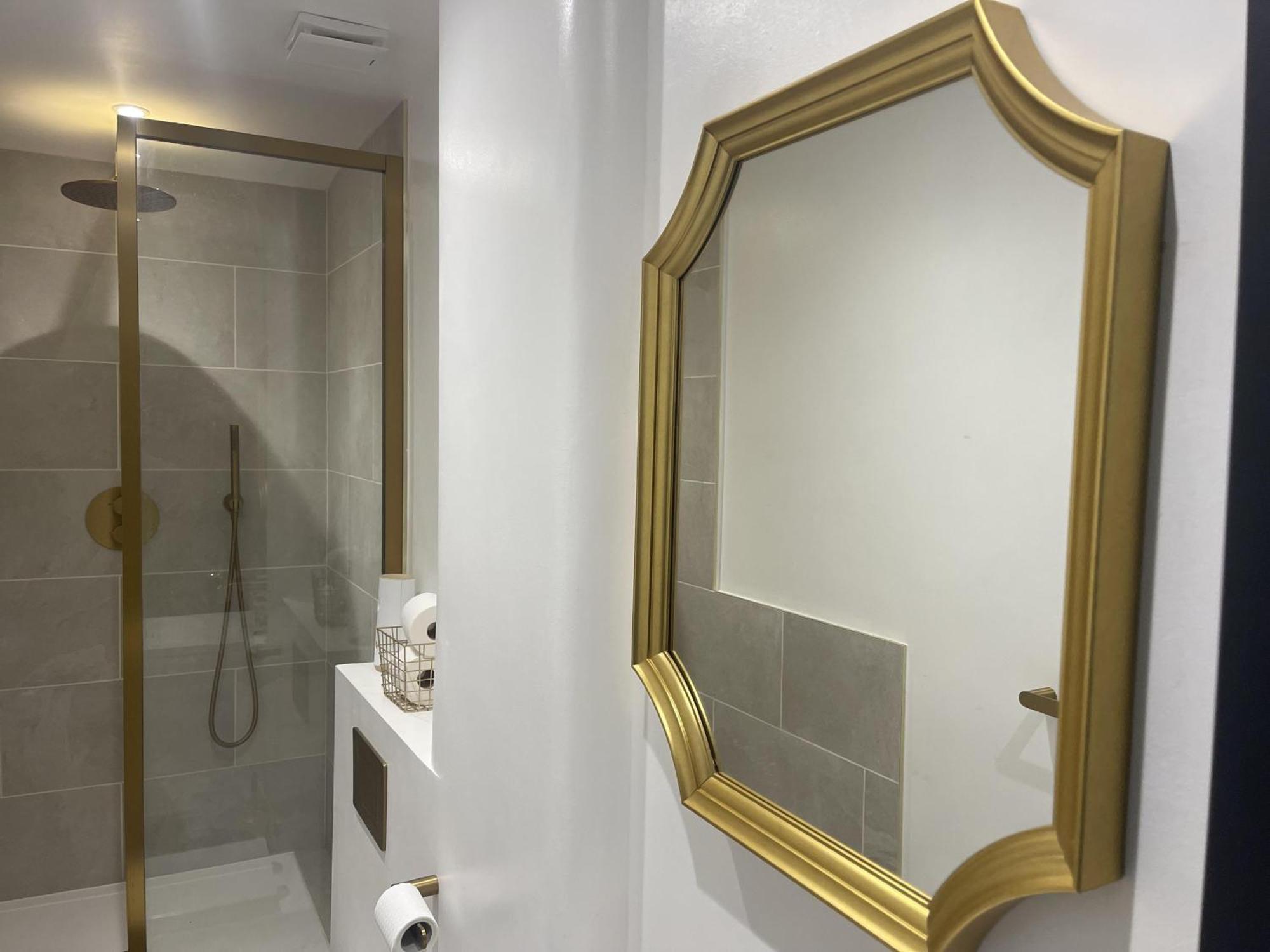 Immaculate 2-bed In Londres