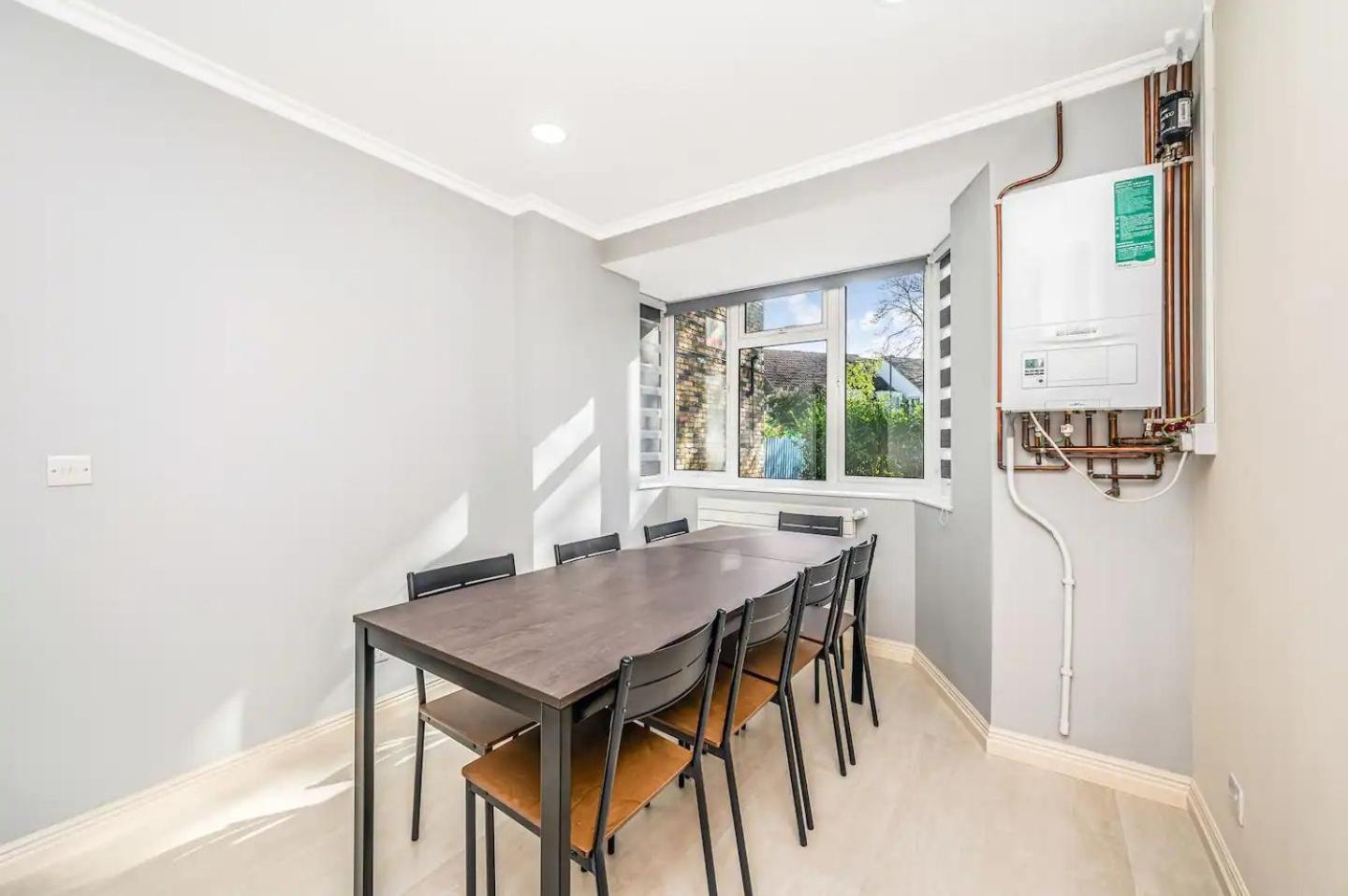 Pass The Keys Stylish Gardenten Mins To Casa vacanze Londra