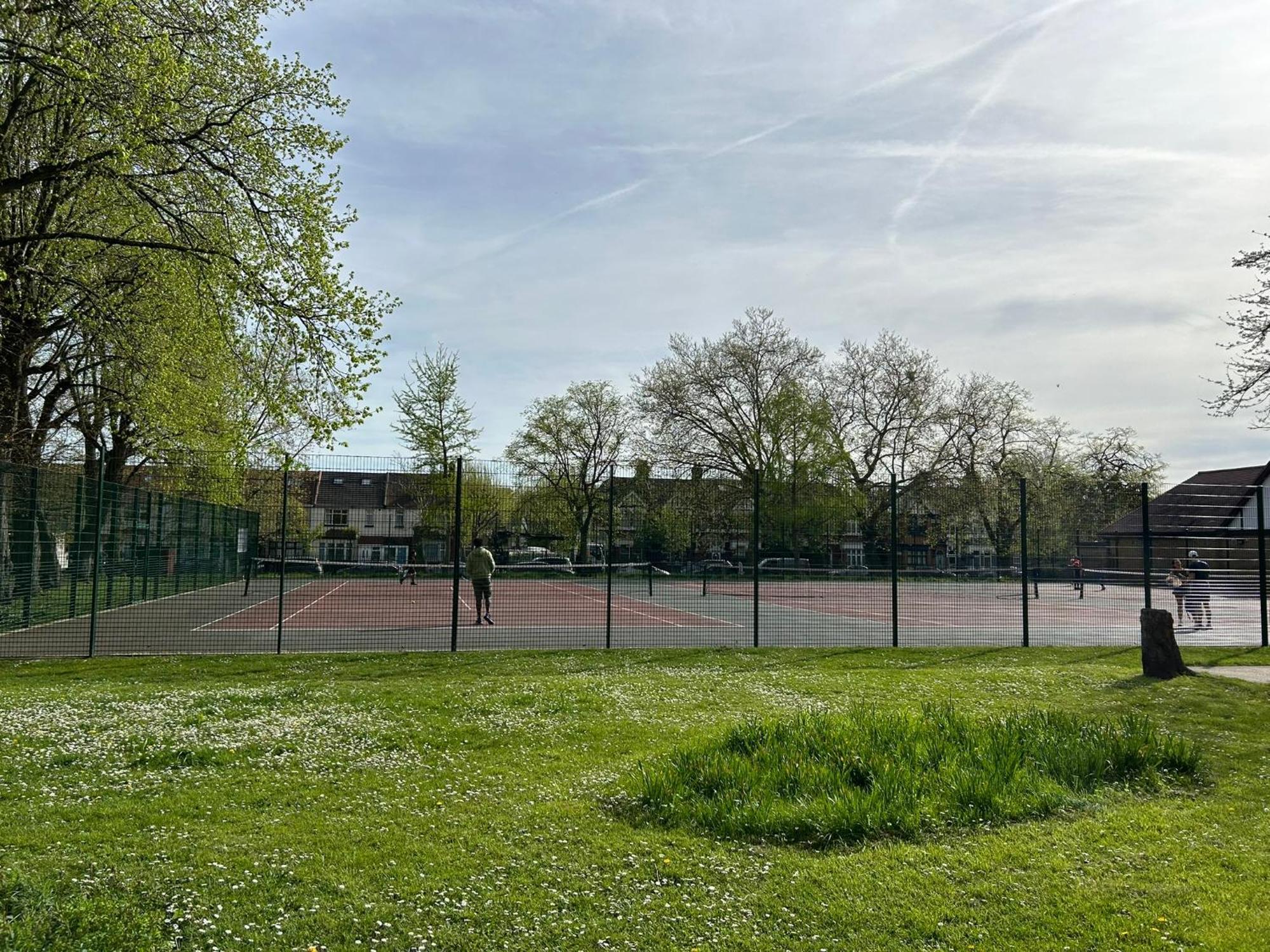 Appartement Stylish 2 Bed In East Ham, Close To Excel Londen