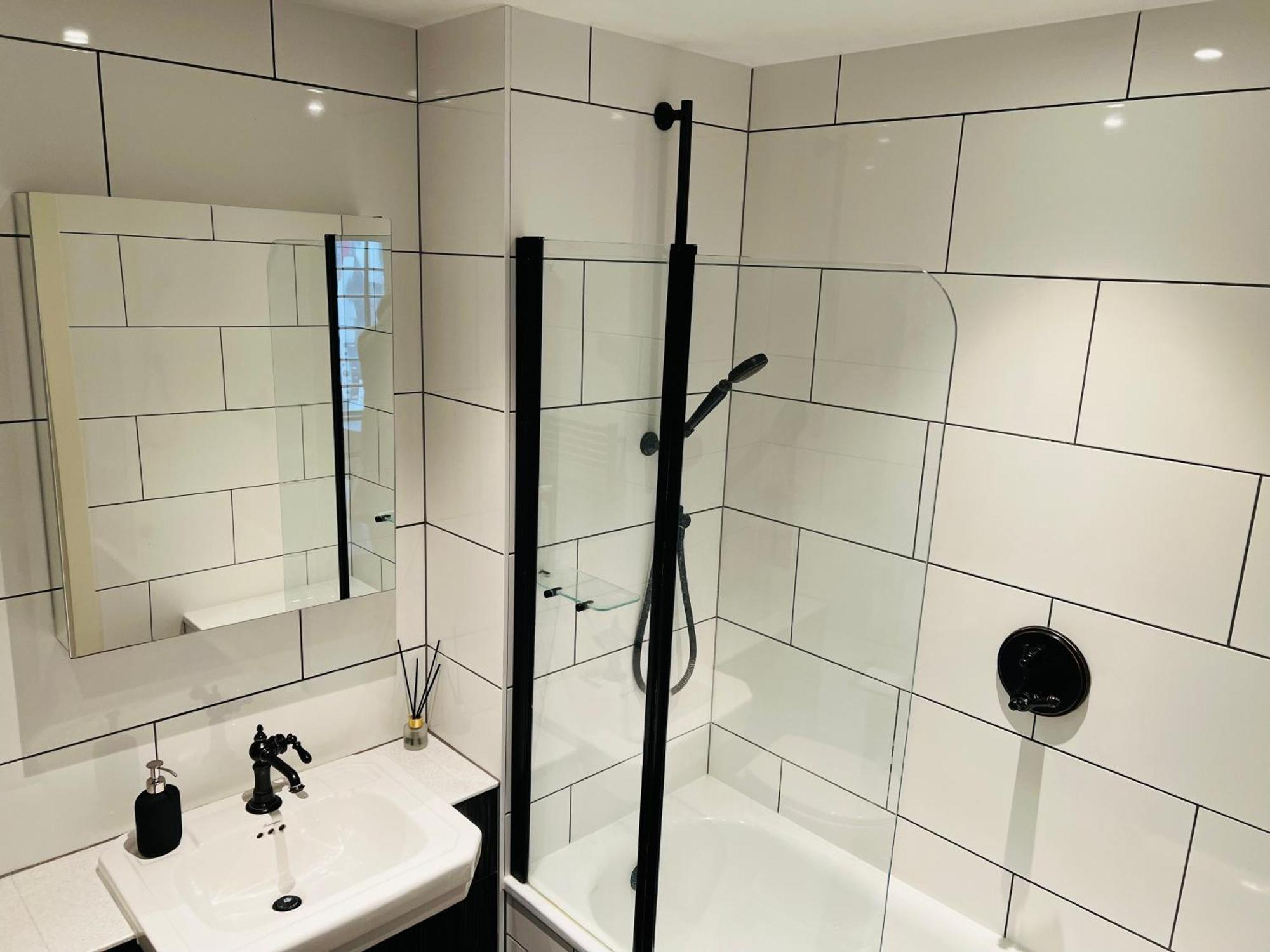 Homely 2-bed With Stunning Views Wembley London